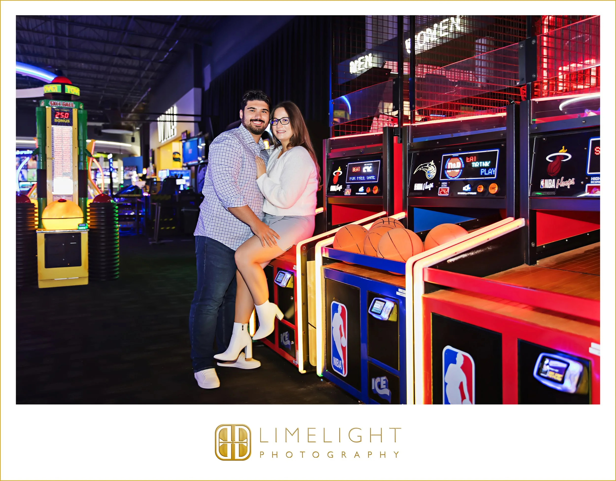 0005-engagement-session-arcade-inspo.jpg