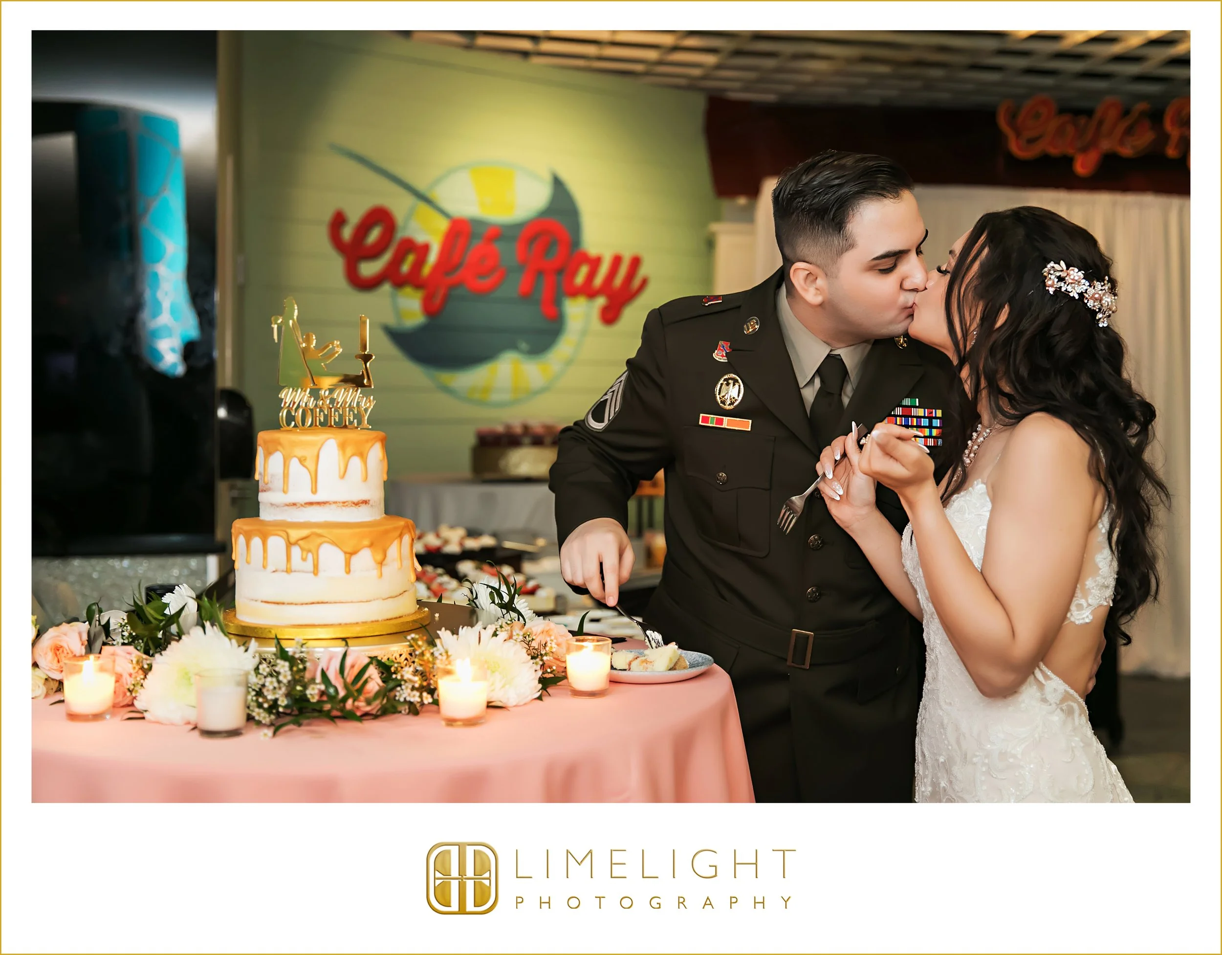 0076-The-Florida-Aquarium-Wedding-Photograoher.jpg
