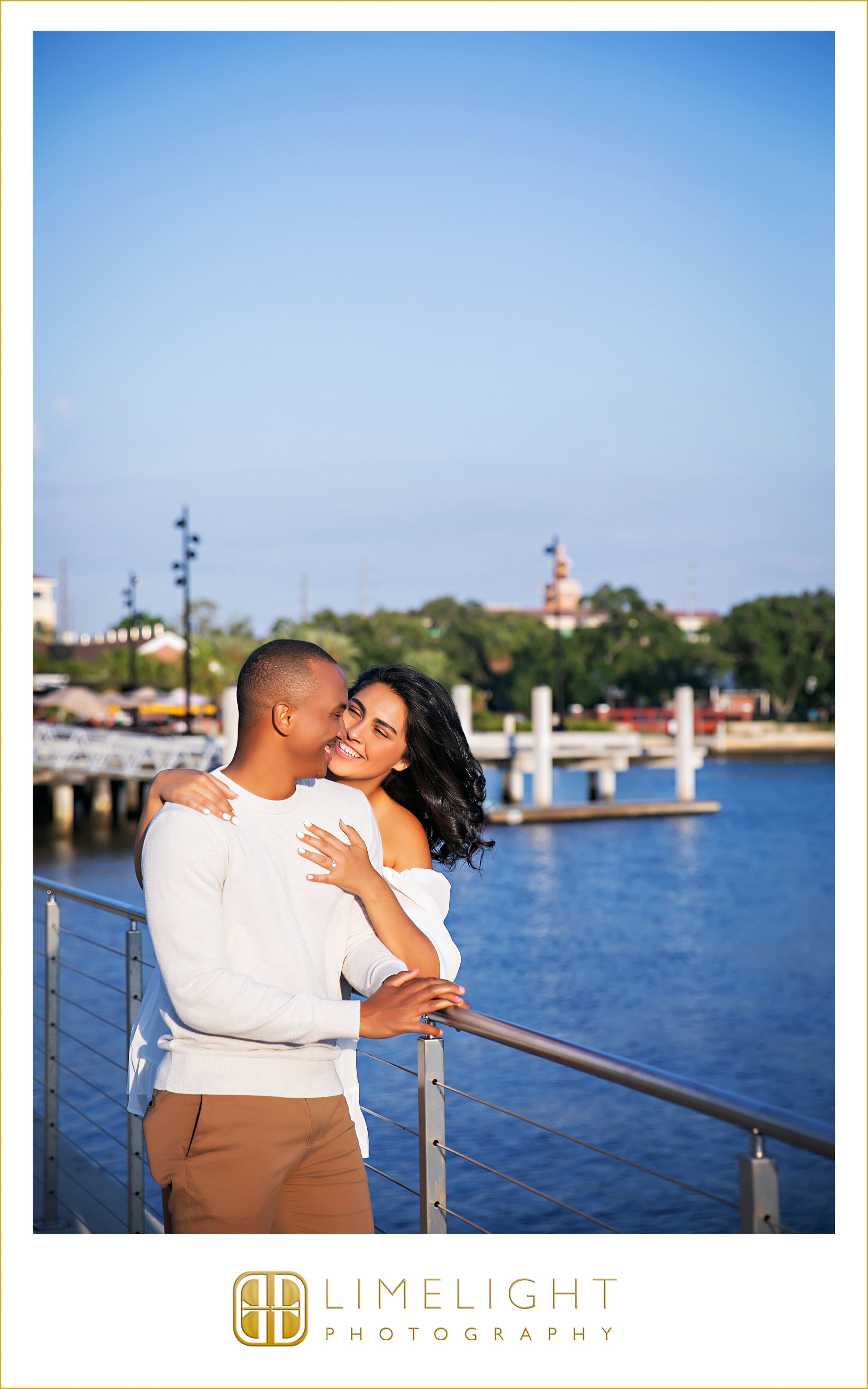 0002-Donwtown-Tampa-Engagement-Session-Inspo.jpg