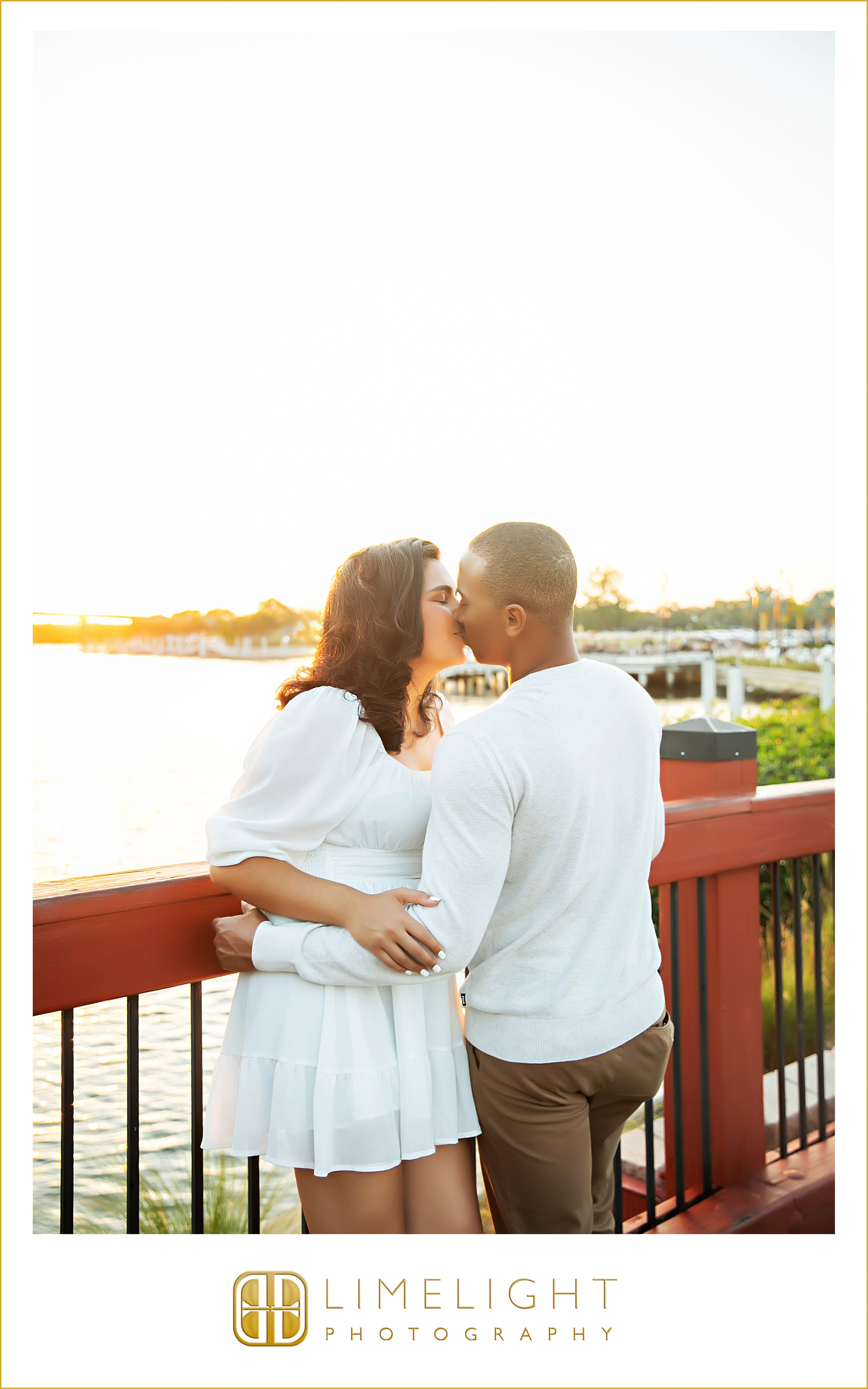 0018-Donwtown-Tampa-Engagement-Session-Inspo.jpg