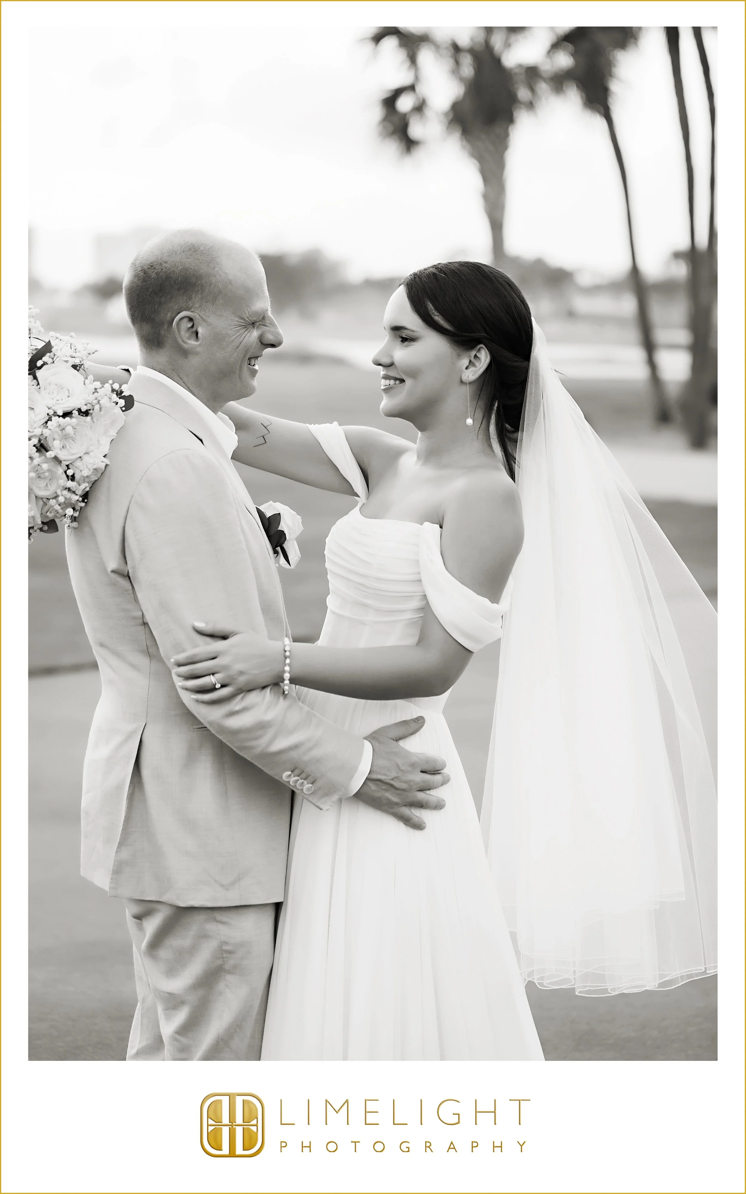 0045-The-Resort-at-Longboat-Key-Club-Wedding-Photographer.jpg