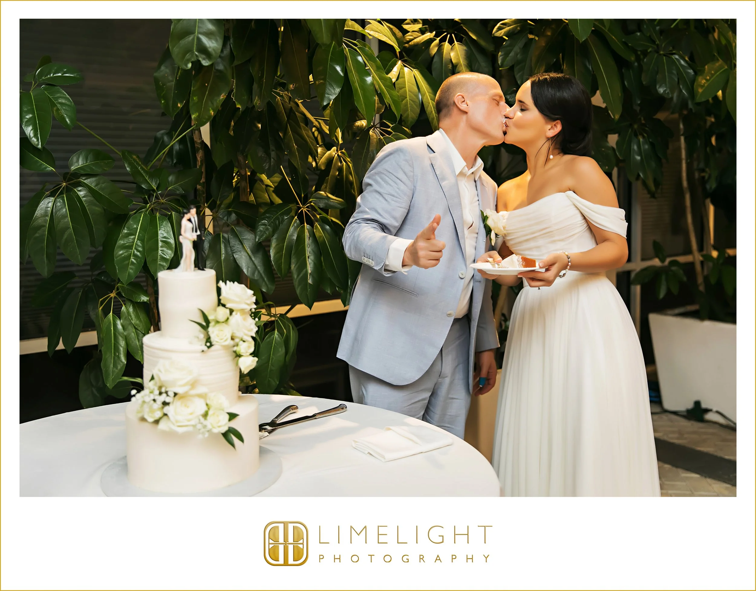 0057-The-Resort-at-Longboat-Key-Club-Wedding-Photographer.jpg