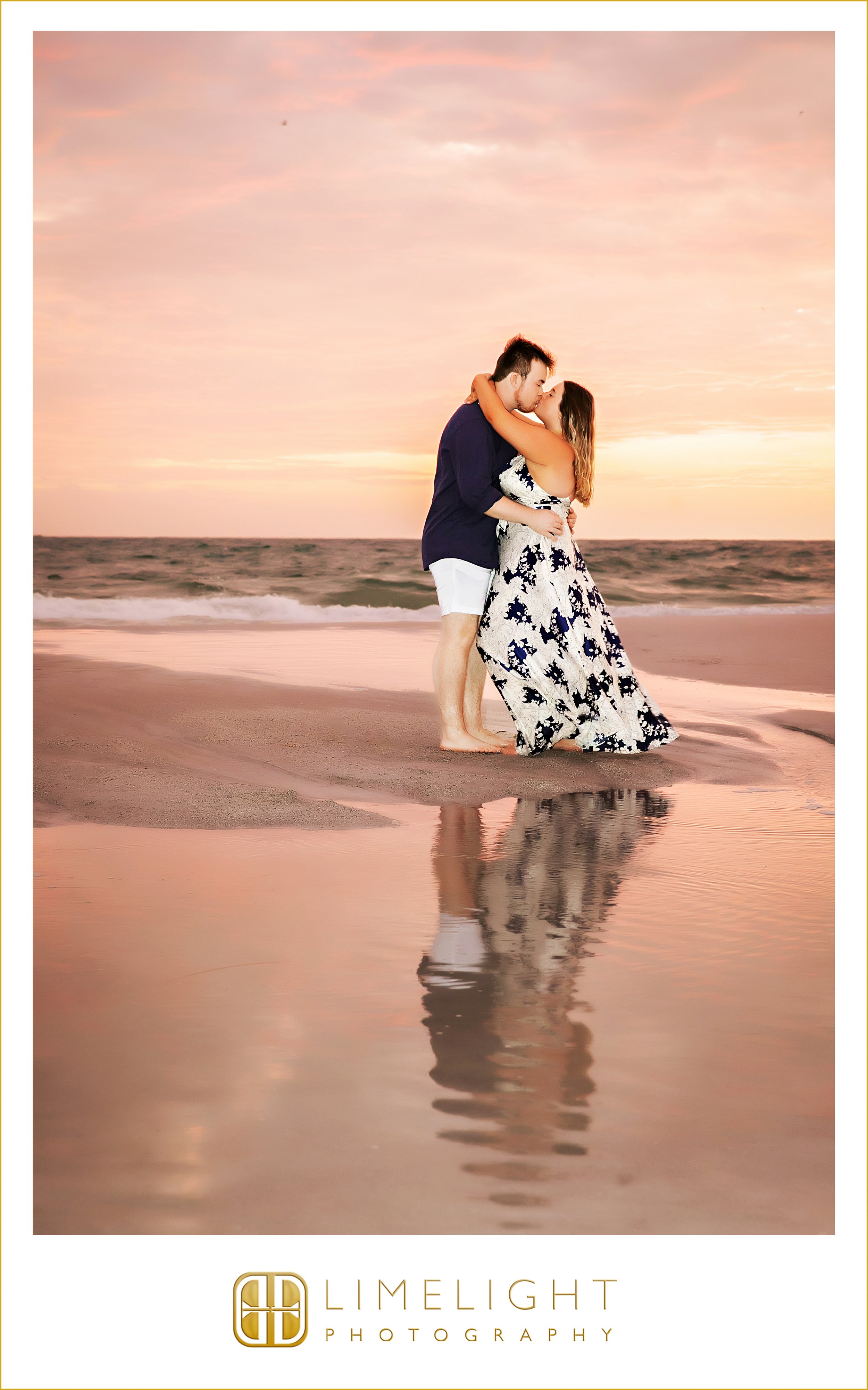0022-Anna-Maria-Island-Engagement-Session.jpg