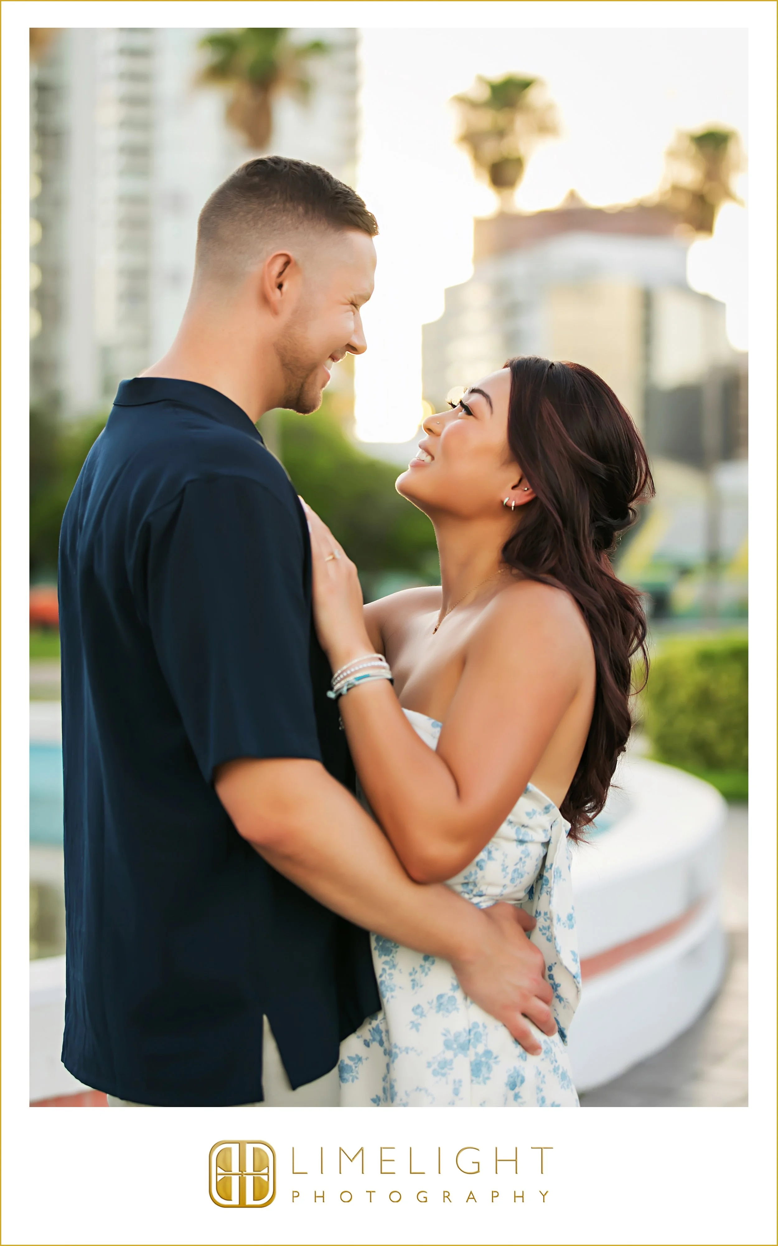 0015-The-Dali-Museum-Engagement-Session-Inspo.jpg