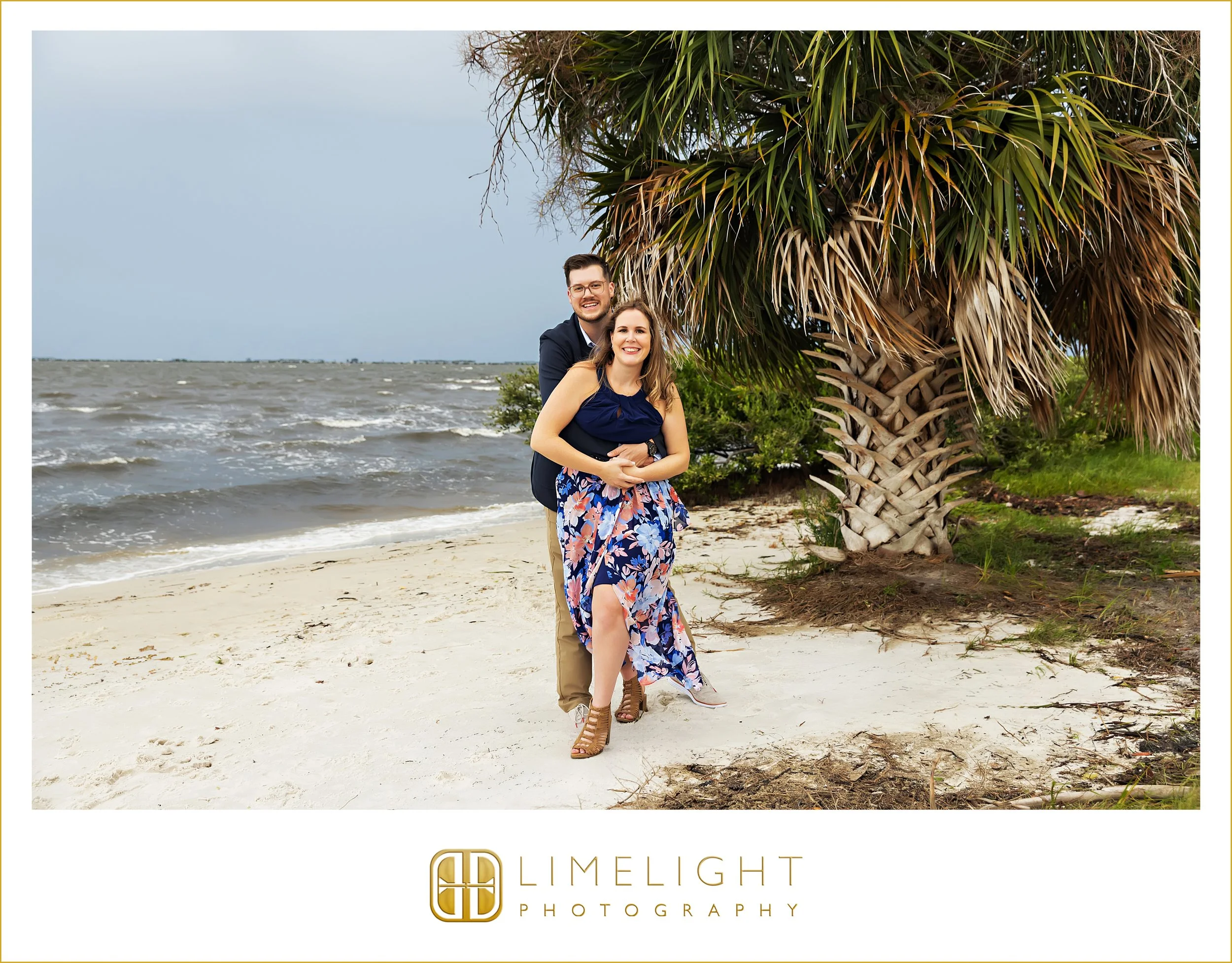 0007-Downtown-Safety-Harbor-Engagment-Session.jpg