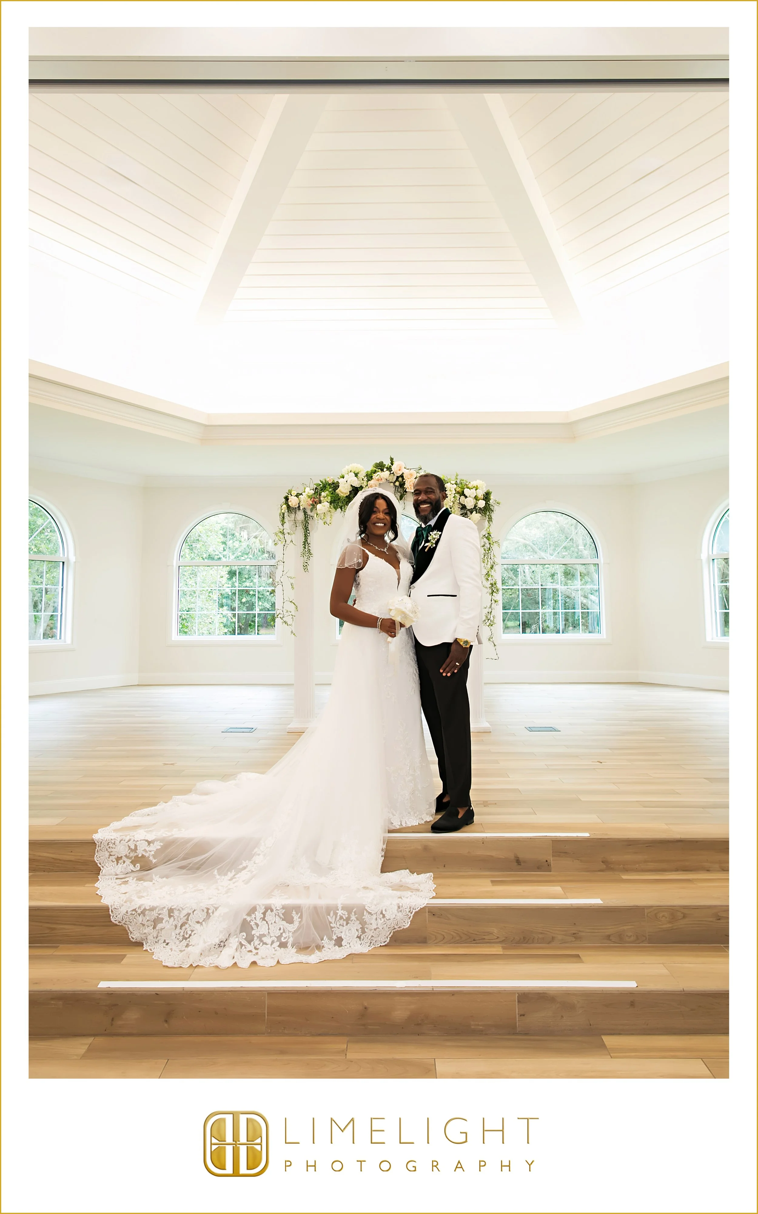 0032-The-CHIC-Venue-Tampa-Wedding.jpg