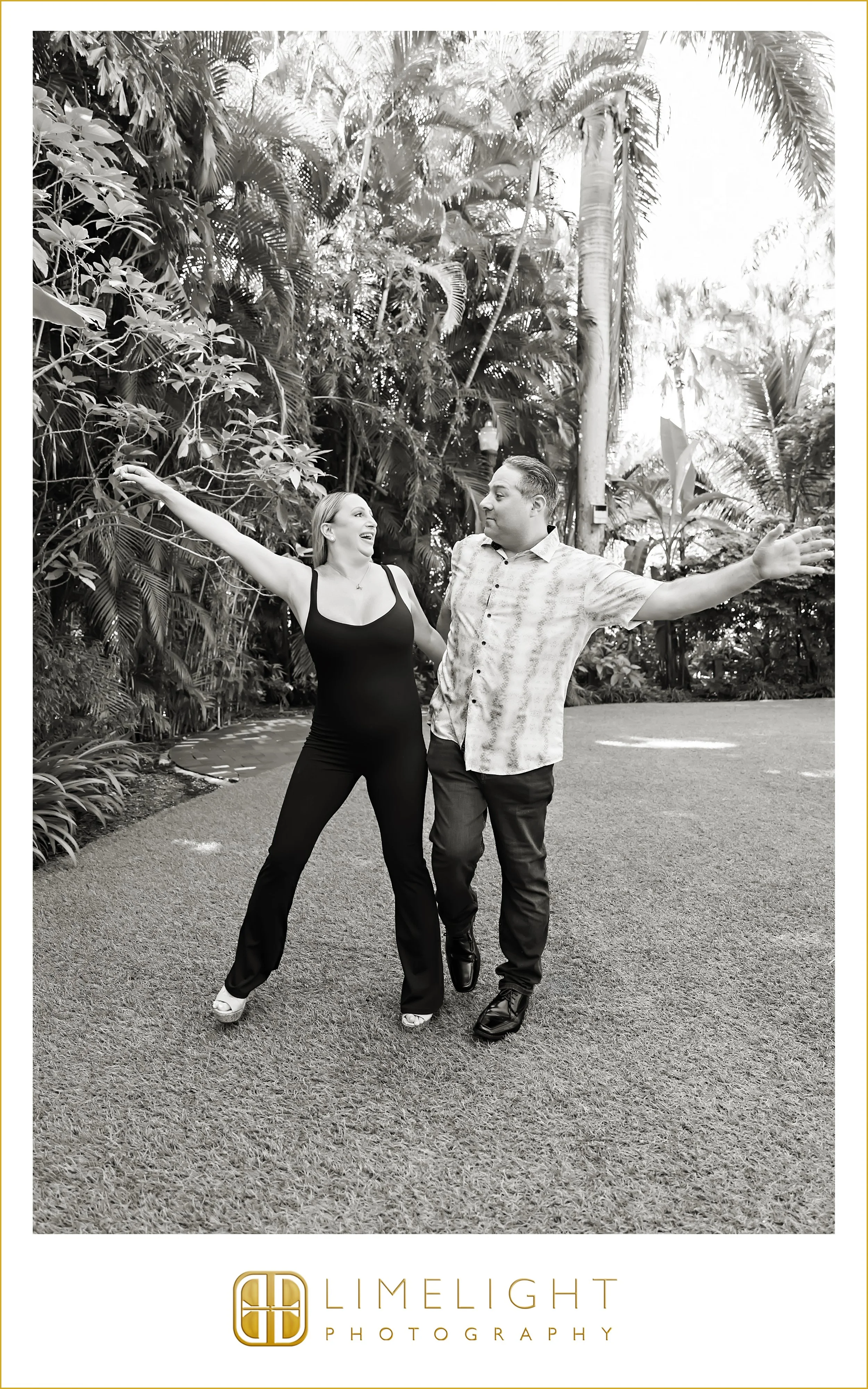 0009-Sunken-Gardens-Engagment-Session-Inspo.jpg