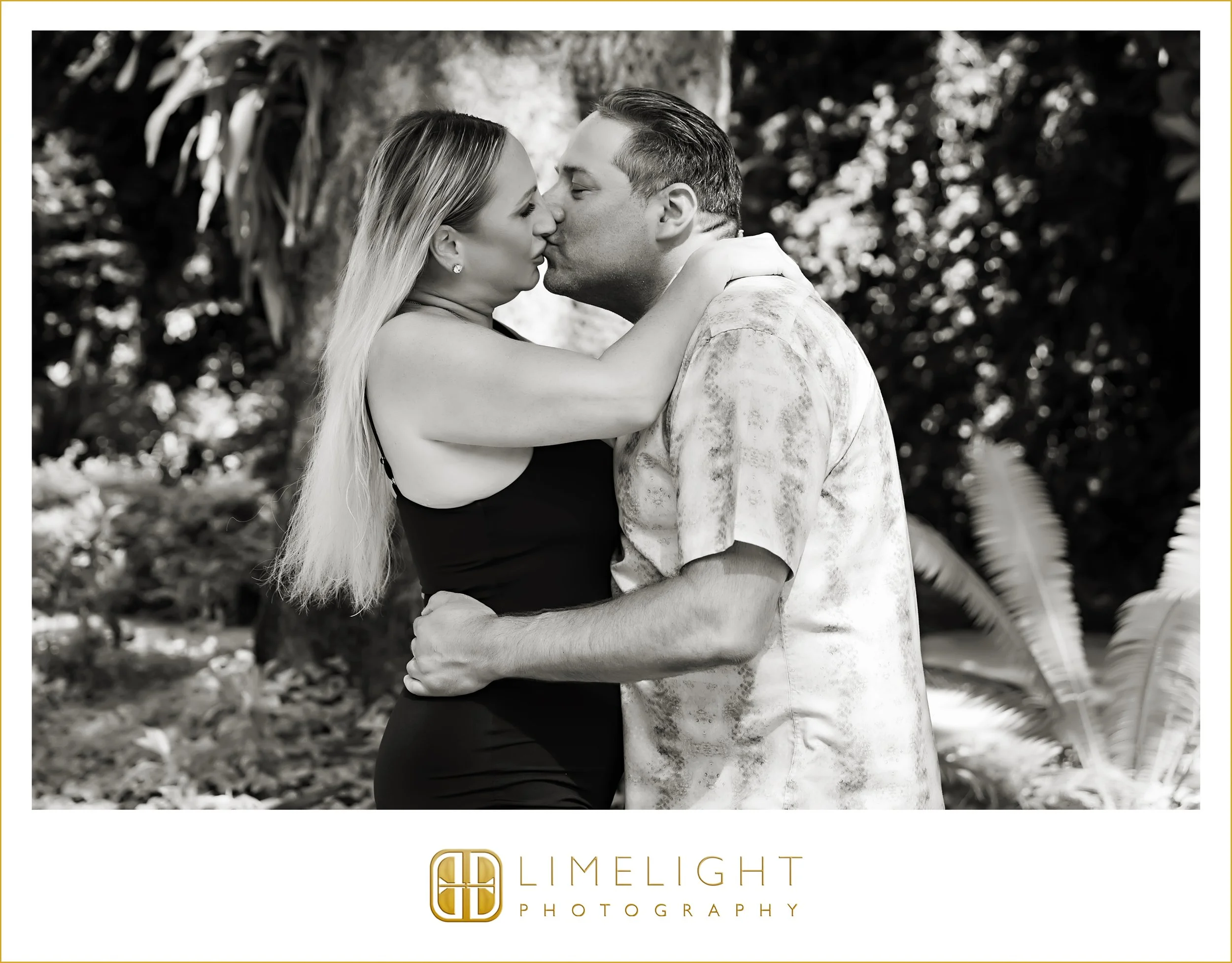 0012-Sunken-Gardens-Engagment-Session-Inspo.jpg