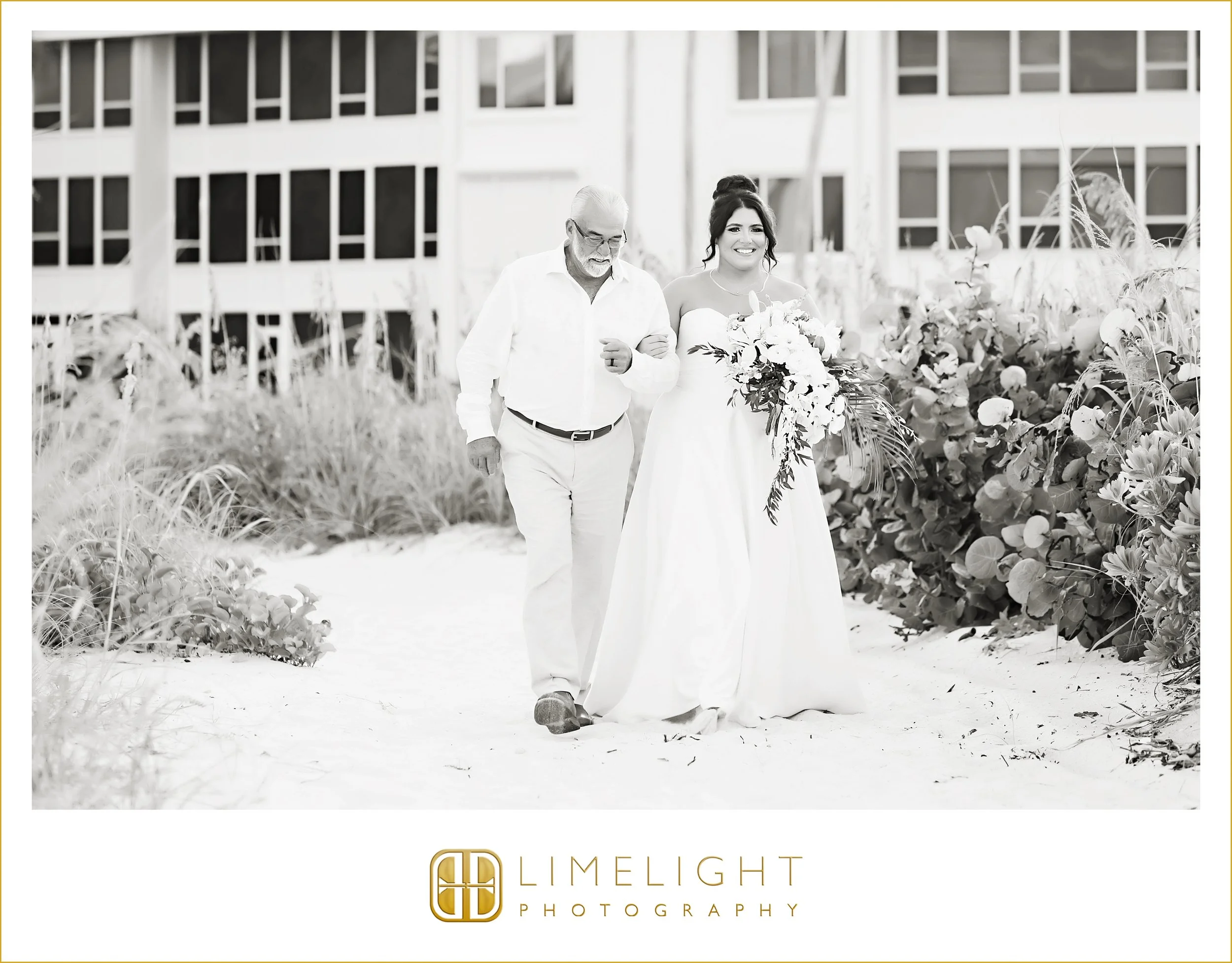 0031-The-Resort-at-Longboat-Key-Club-Beach-Wedding.jpg