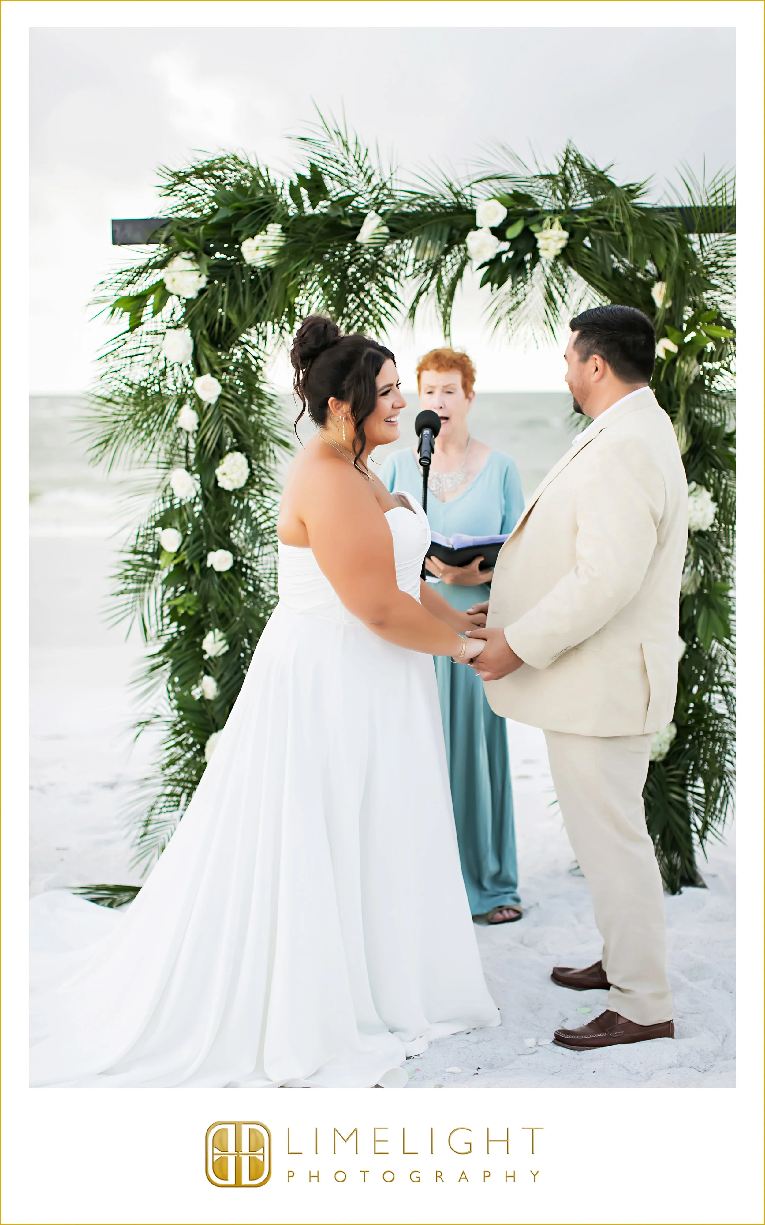 0033-The-Resort-at-Longboat-Key-Club-Beach-Wedding.jpg