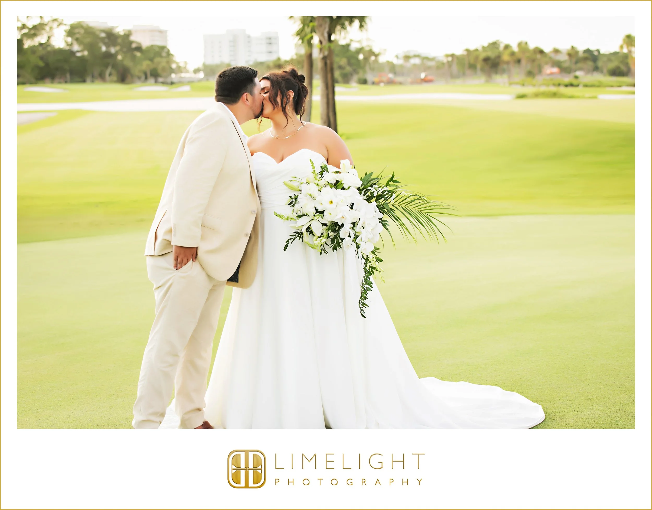 0046-The-Resort-at-Longboat-Key-Club-Beach-Wedding.jpg
