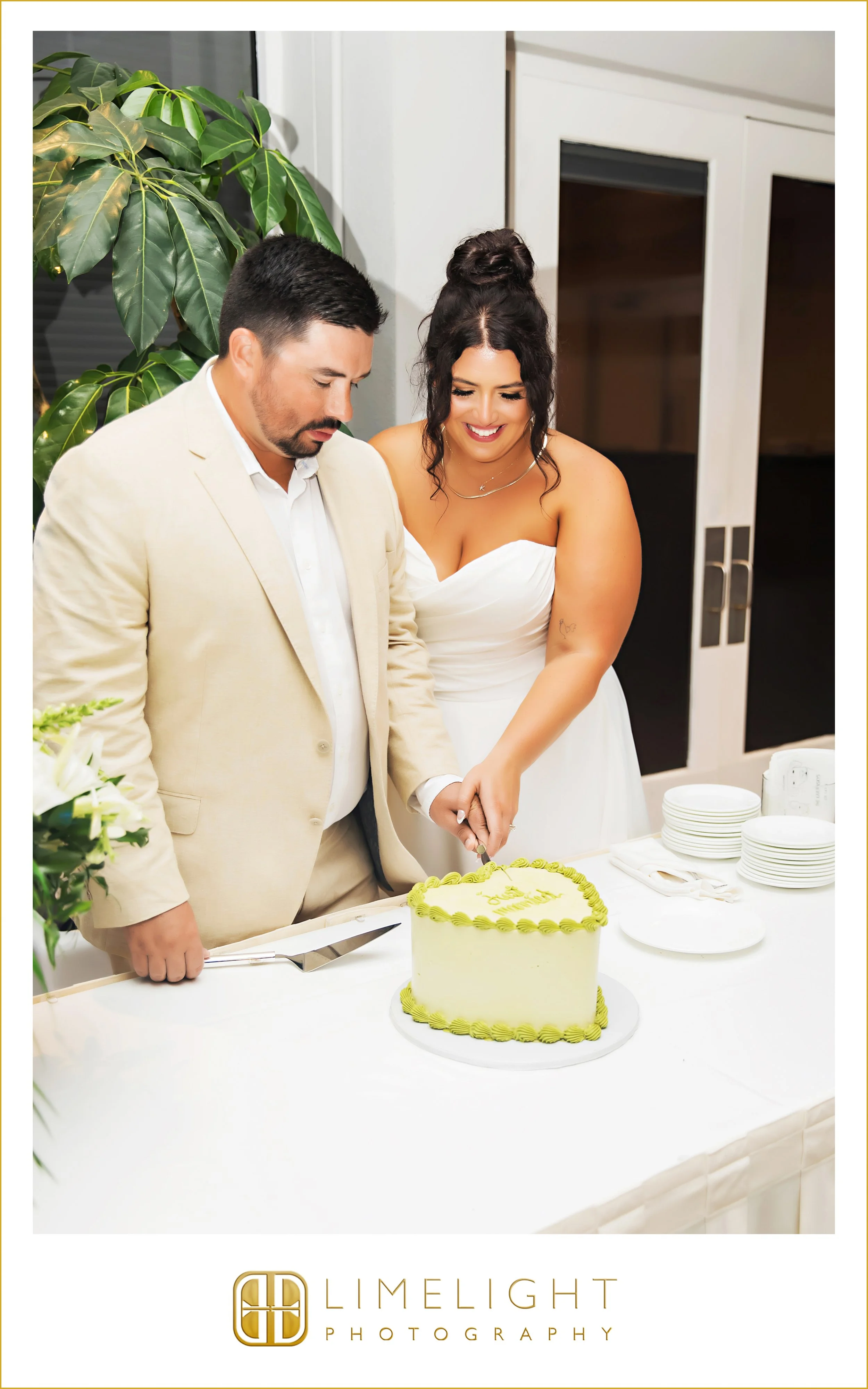 0066-The-Resort-at-Longboat-Key-Club-Beach-Wedding.jpg