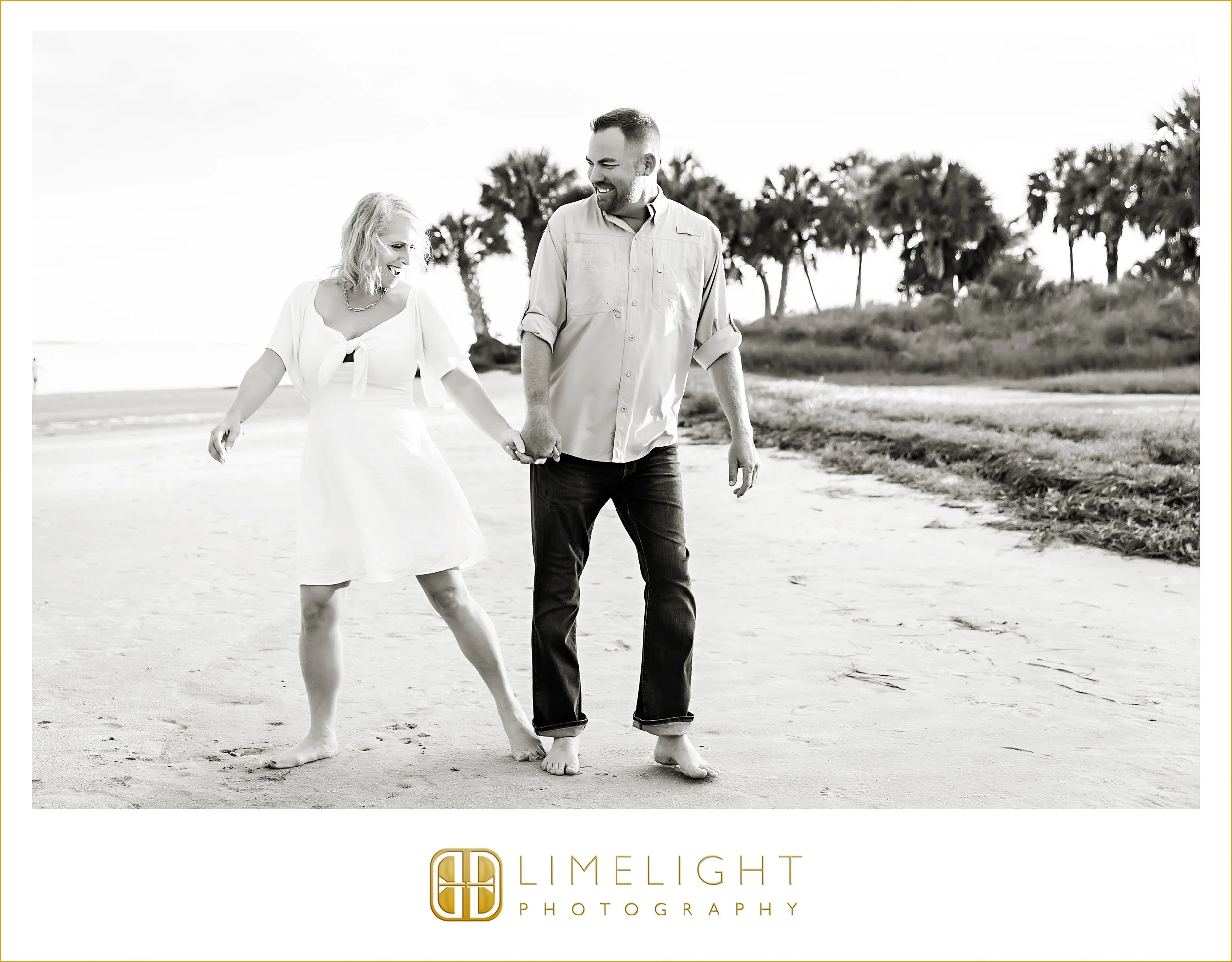 0006-Fred-Howard-Park-Beach-Engagement-Session.jpg