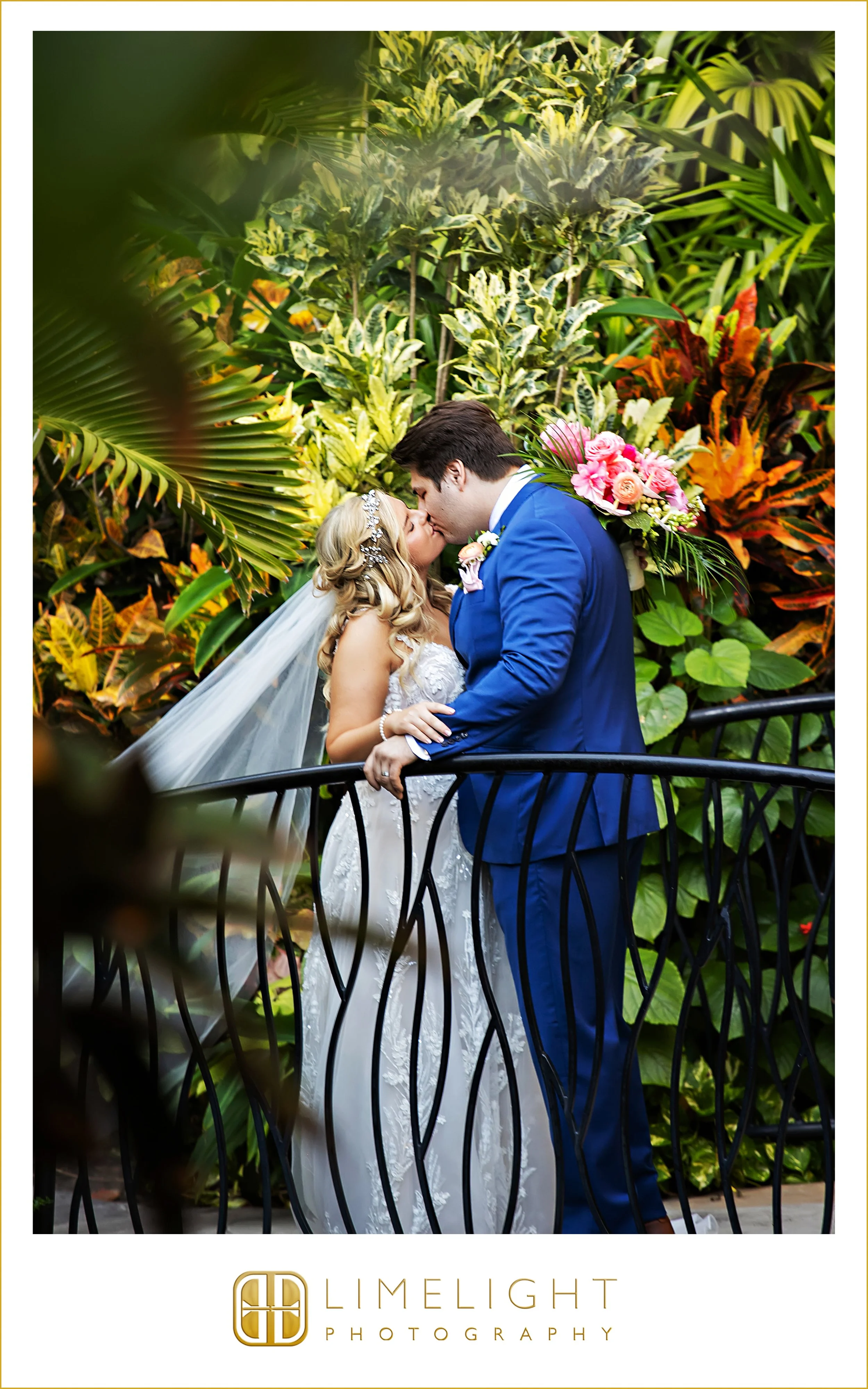 11.19.23ClaireDavis+PiercePattisonTZ-0304.jpg