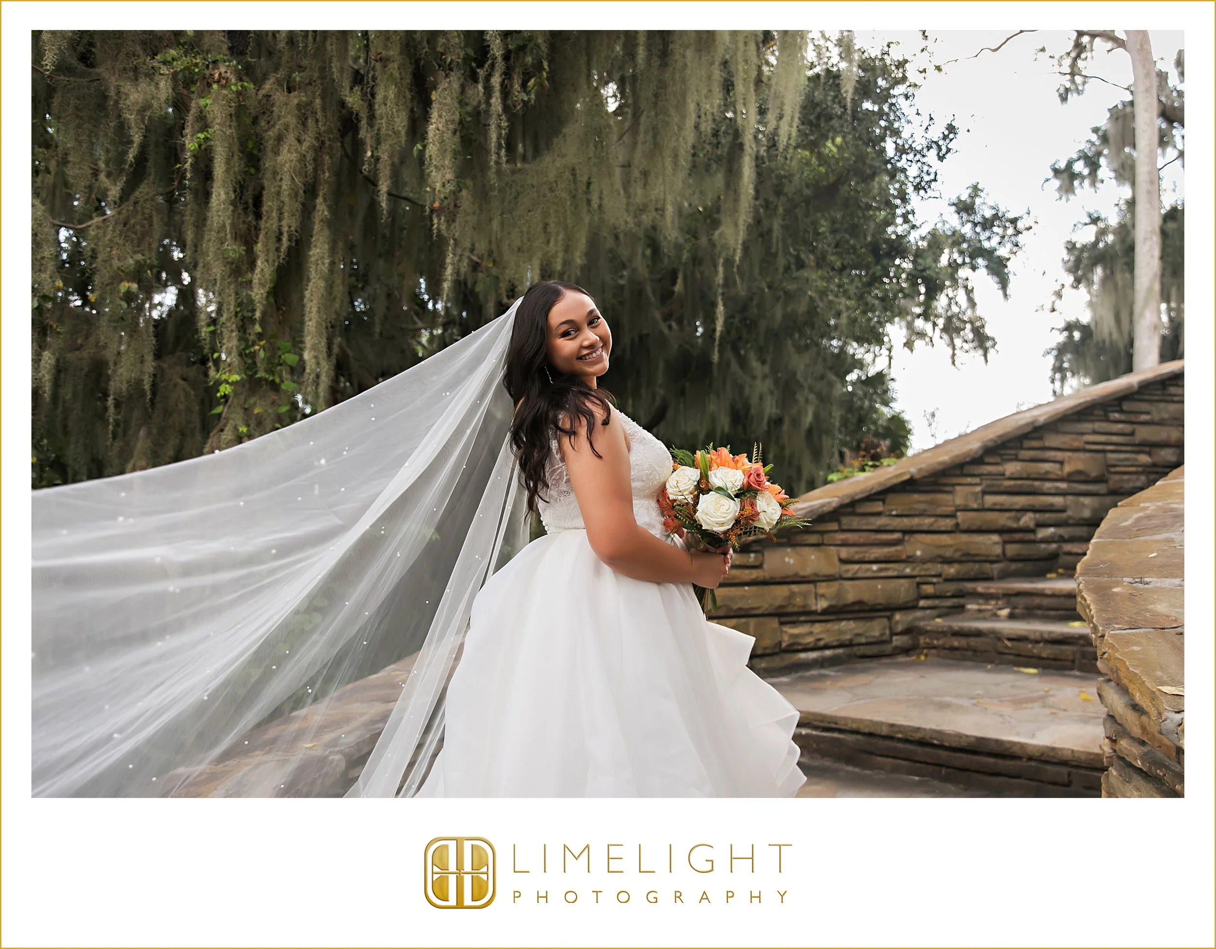 0019-Lakeside-Community-Wedding-Inspo.jpg