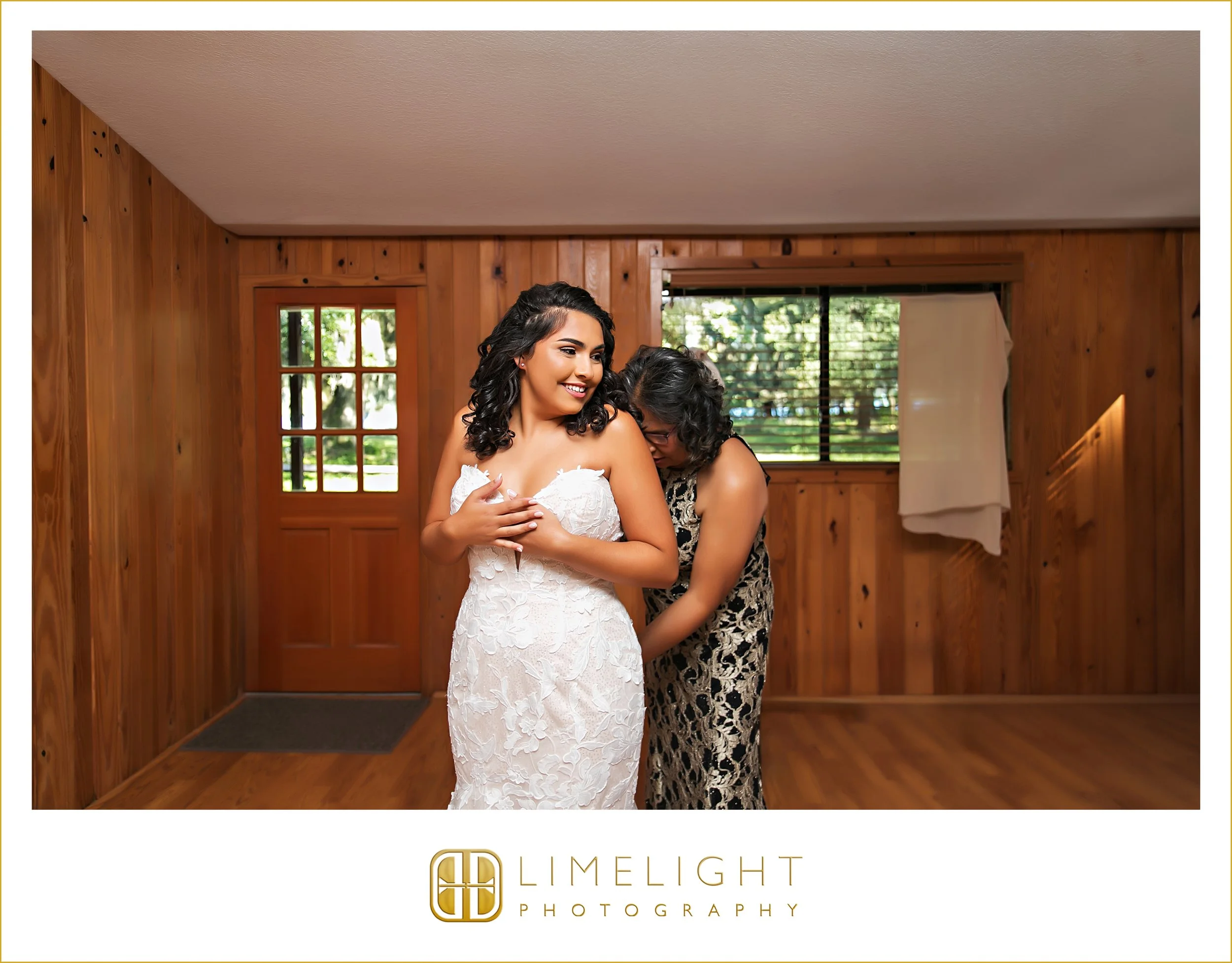 0011-Barn-at-Crescent-Lake-Wedding-Inspo.jpg