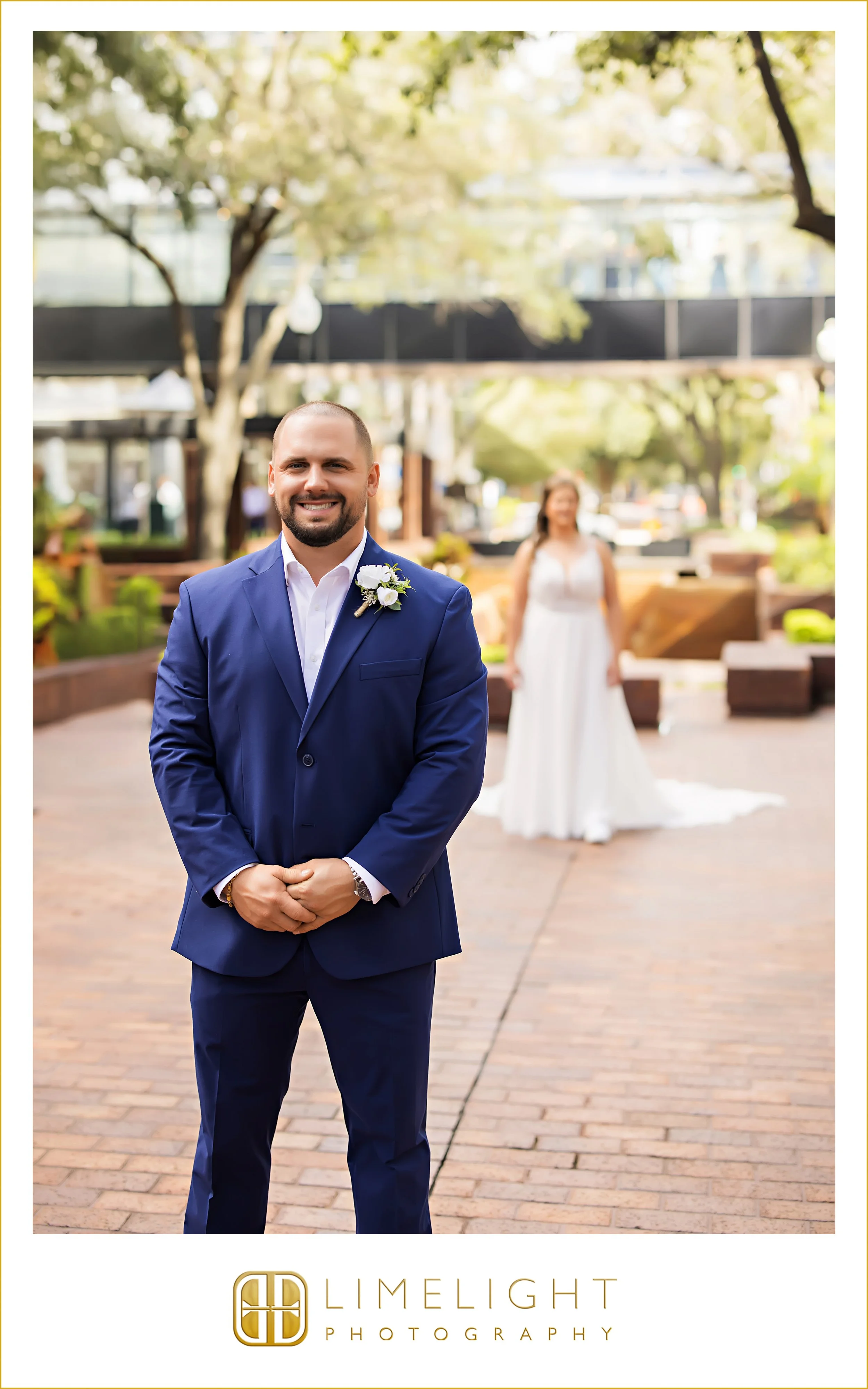 0014-Yuengling-Draft-Haus-&-Kitchen-Wedding-Inspo.jpg