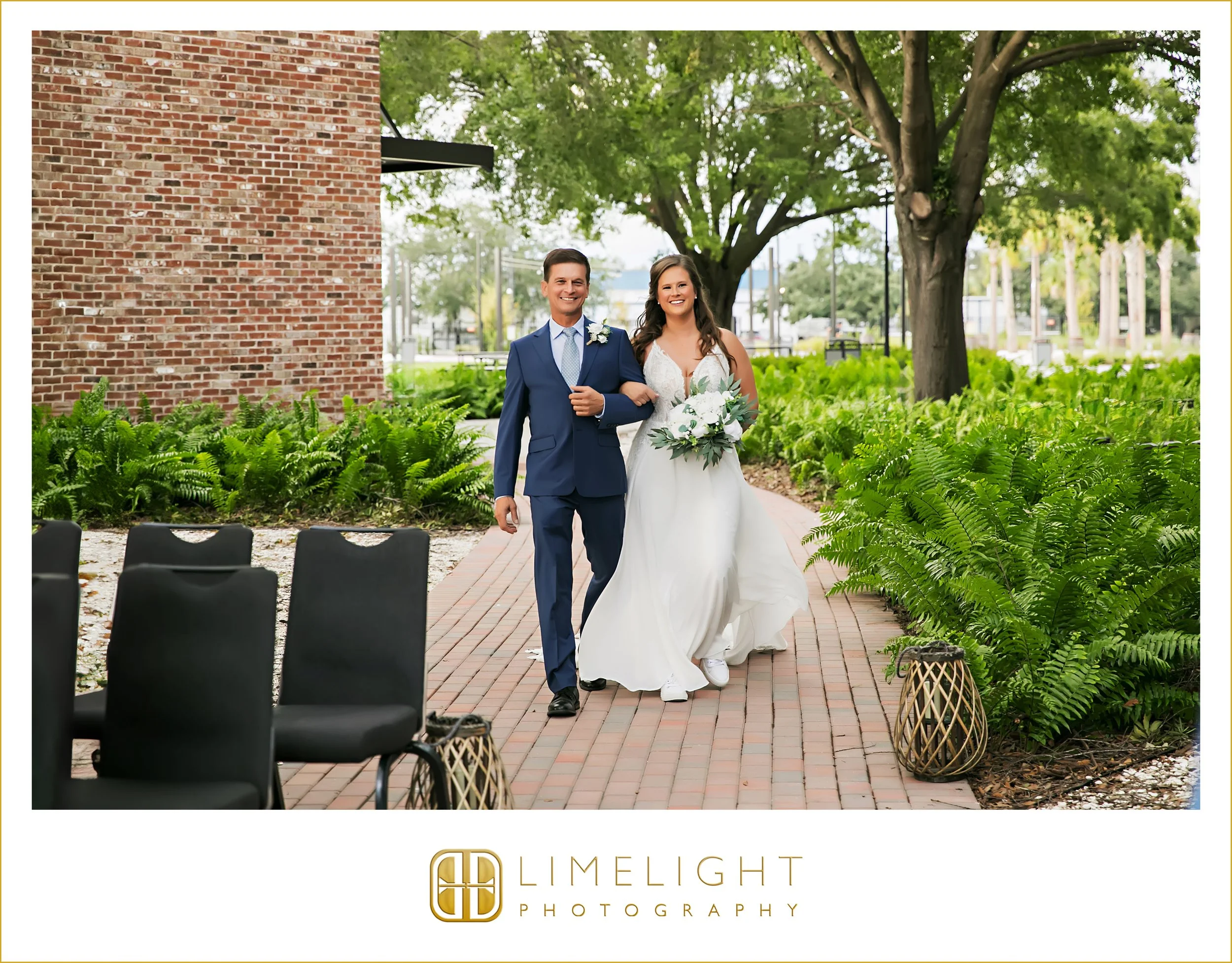 0018-Yuengling-Draft-Haus-&-Kitchen-Wedding-Inspo.jpg