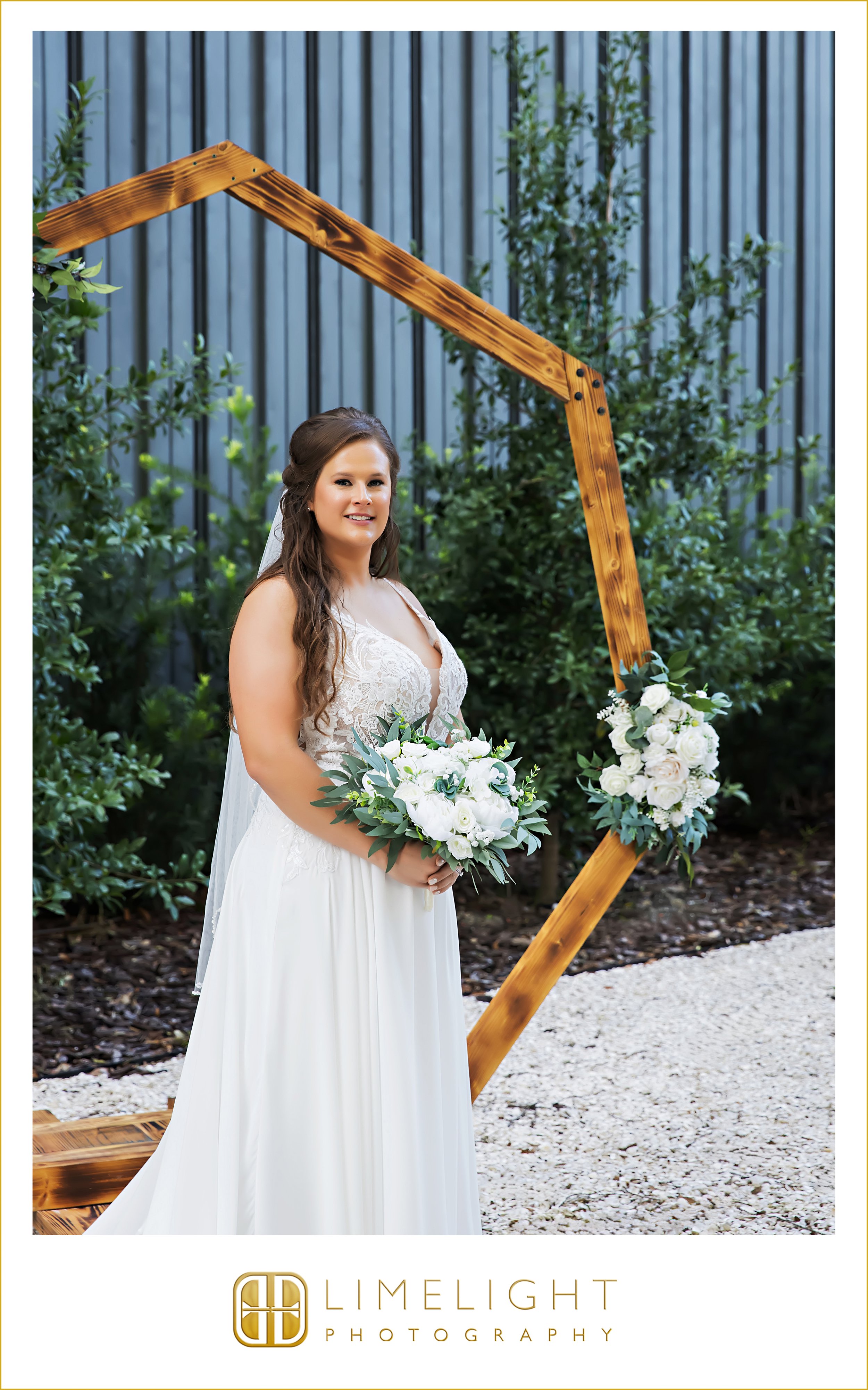 0027-Yuengling-Draft-Haus-&-Kitchen-Wedding-Inspo.jpg