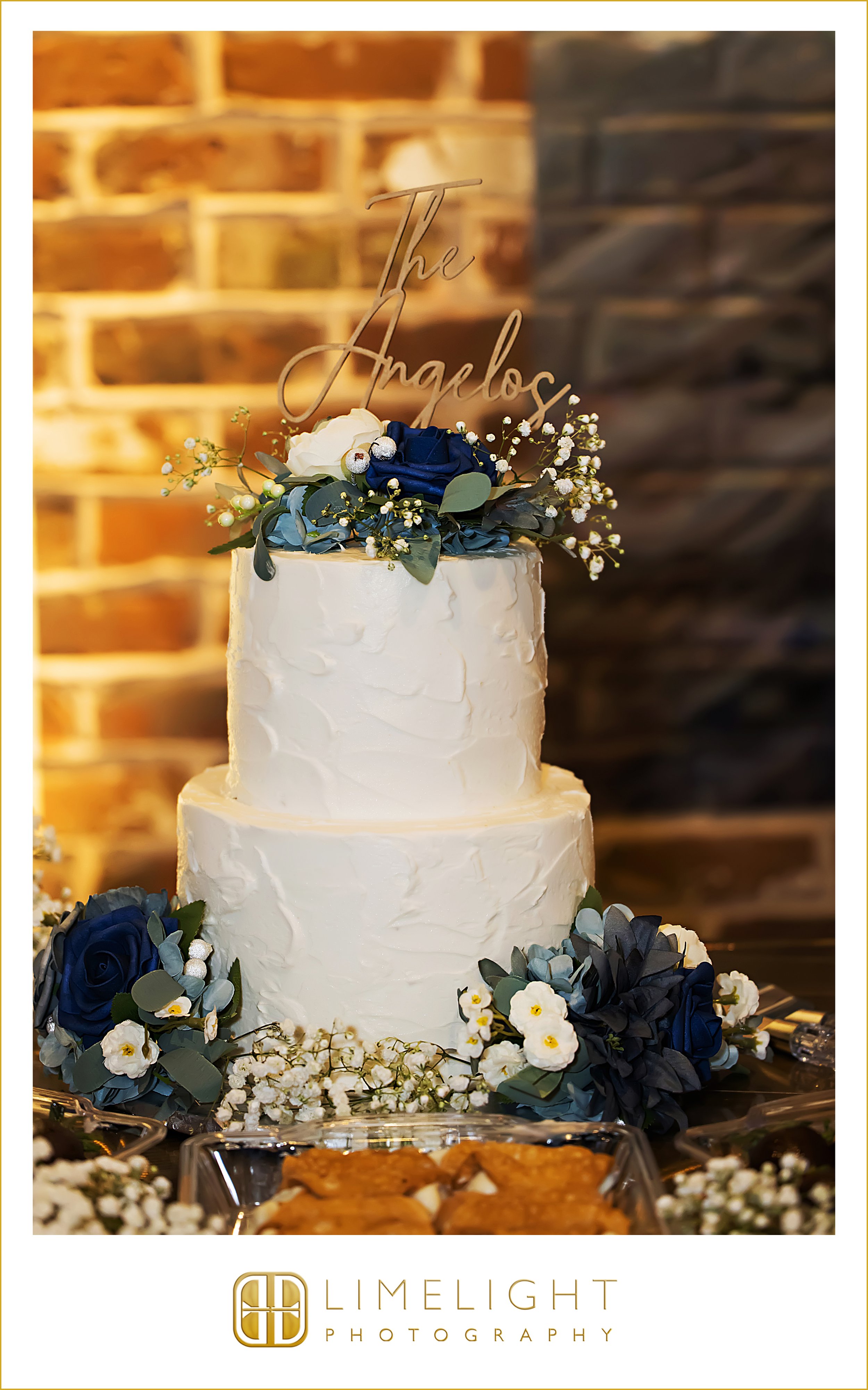 0031-Yuengling-Draft-Haus-&-Kitchen-Wedding-Inspo.jpg