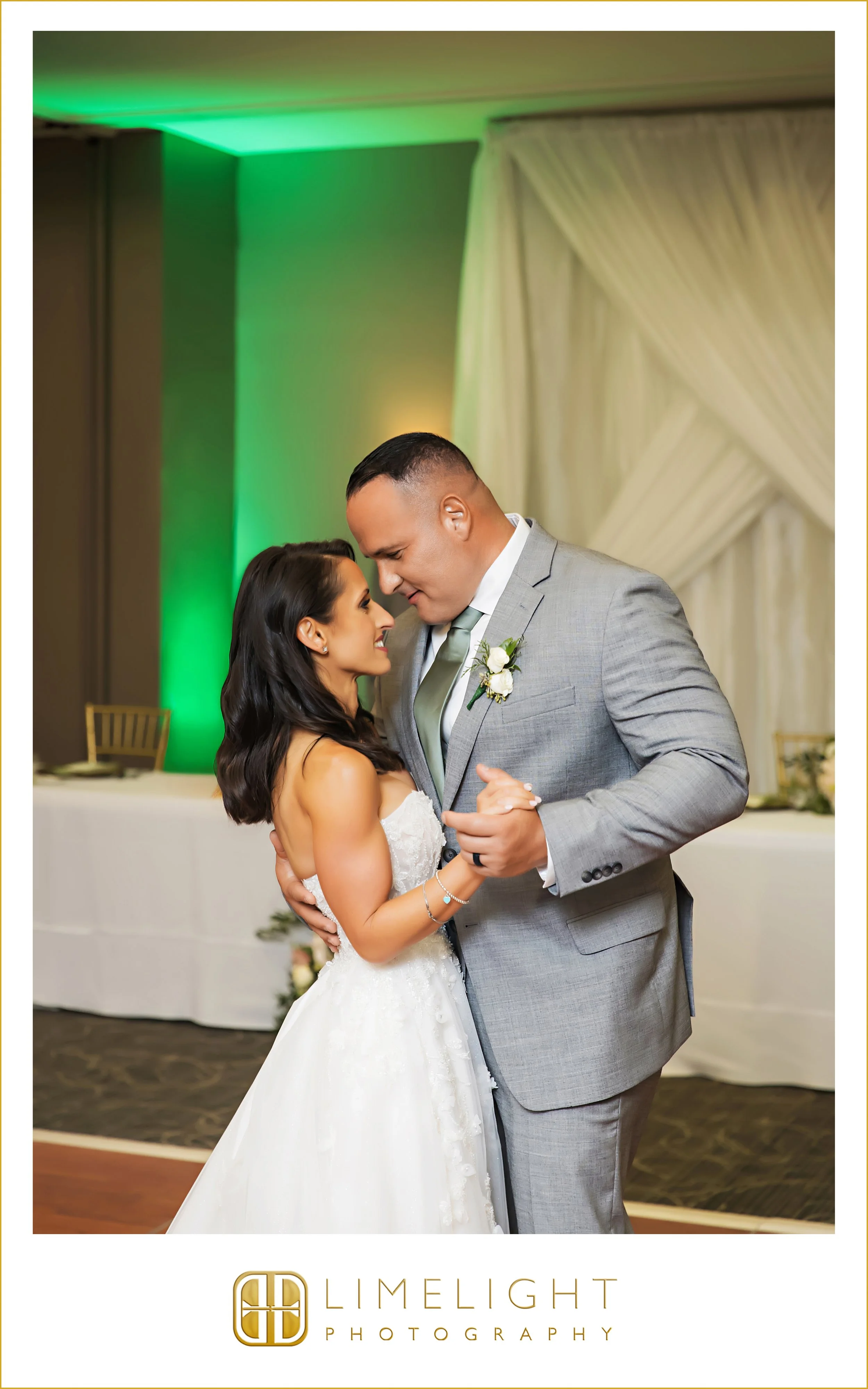0046-Tampa-Pamls-Country-Club-Classic-Wedding.jpg