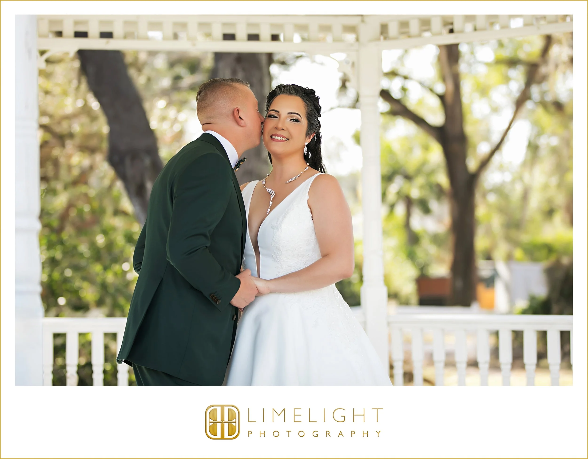 0023-Lithia-Acres-Wedding-Day.jpg