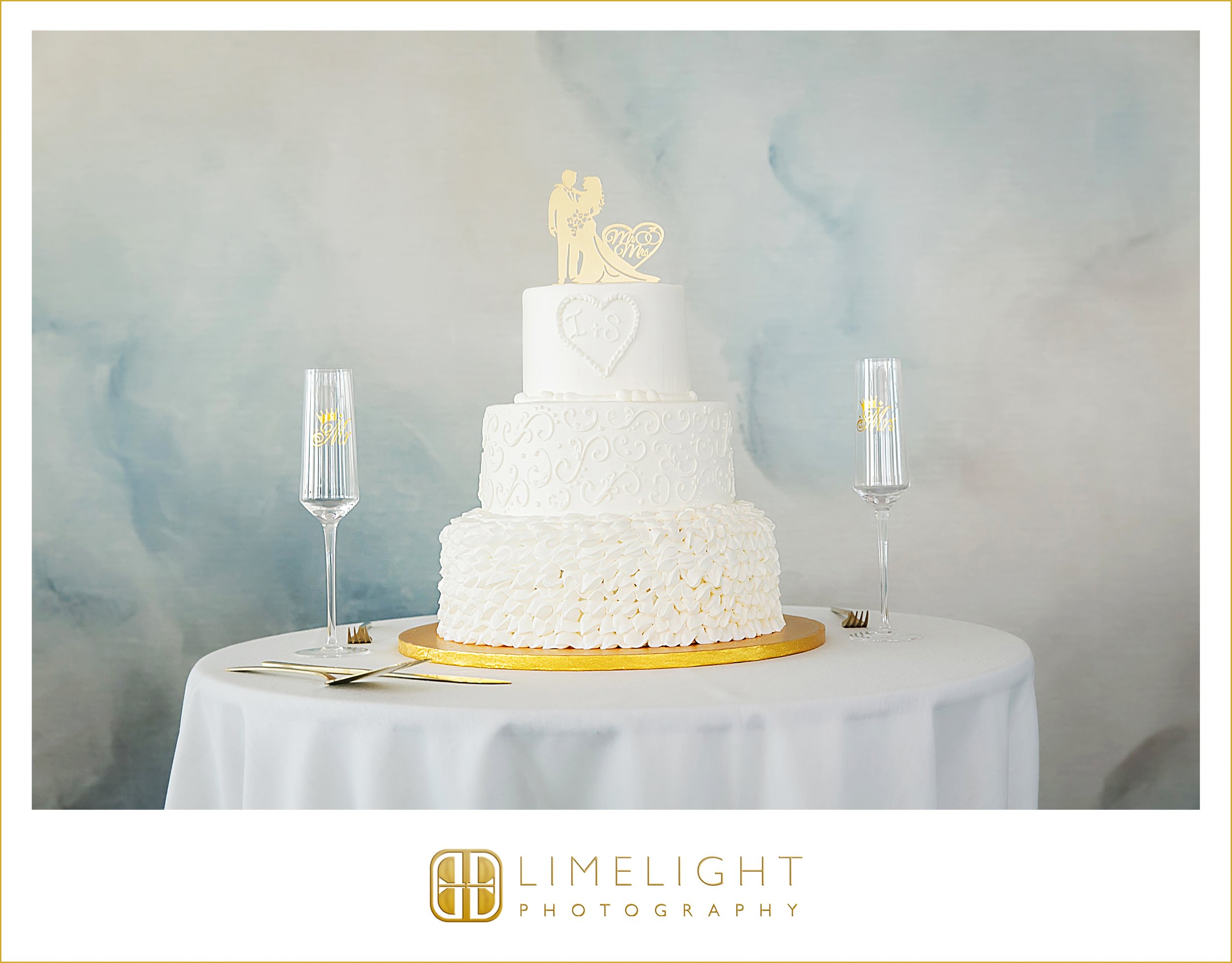 0023-Grand-Hyatt-Tampa-Bay-Classic-Wedding-Inspo.jpg