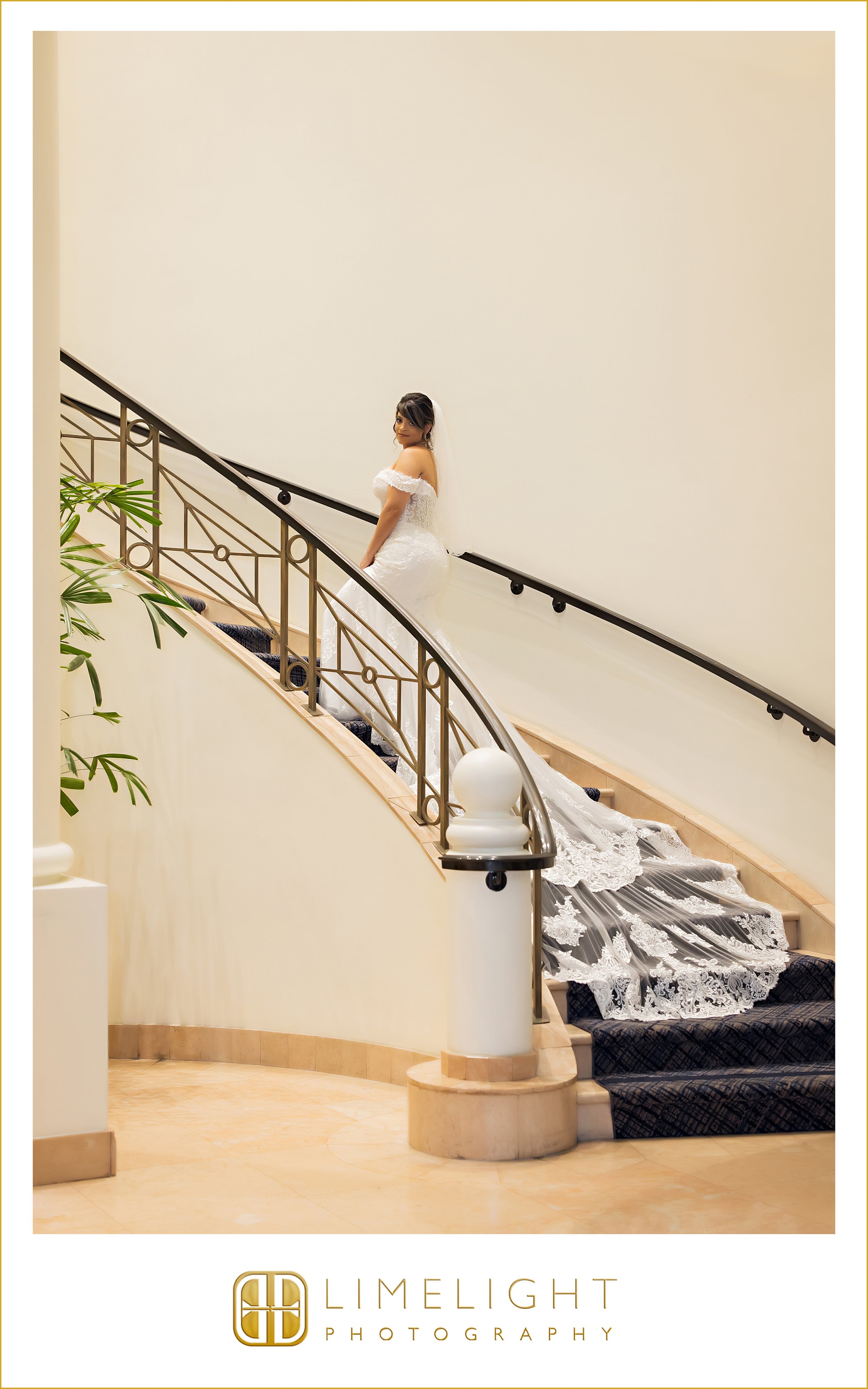 0027-Grand-Hyatt-Tampa-Bay-Classic-Wedding-Inspo.jpg