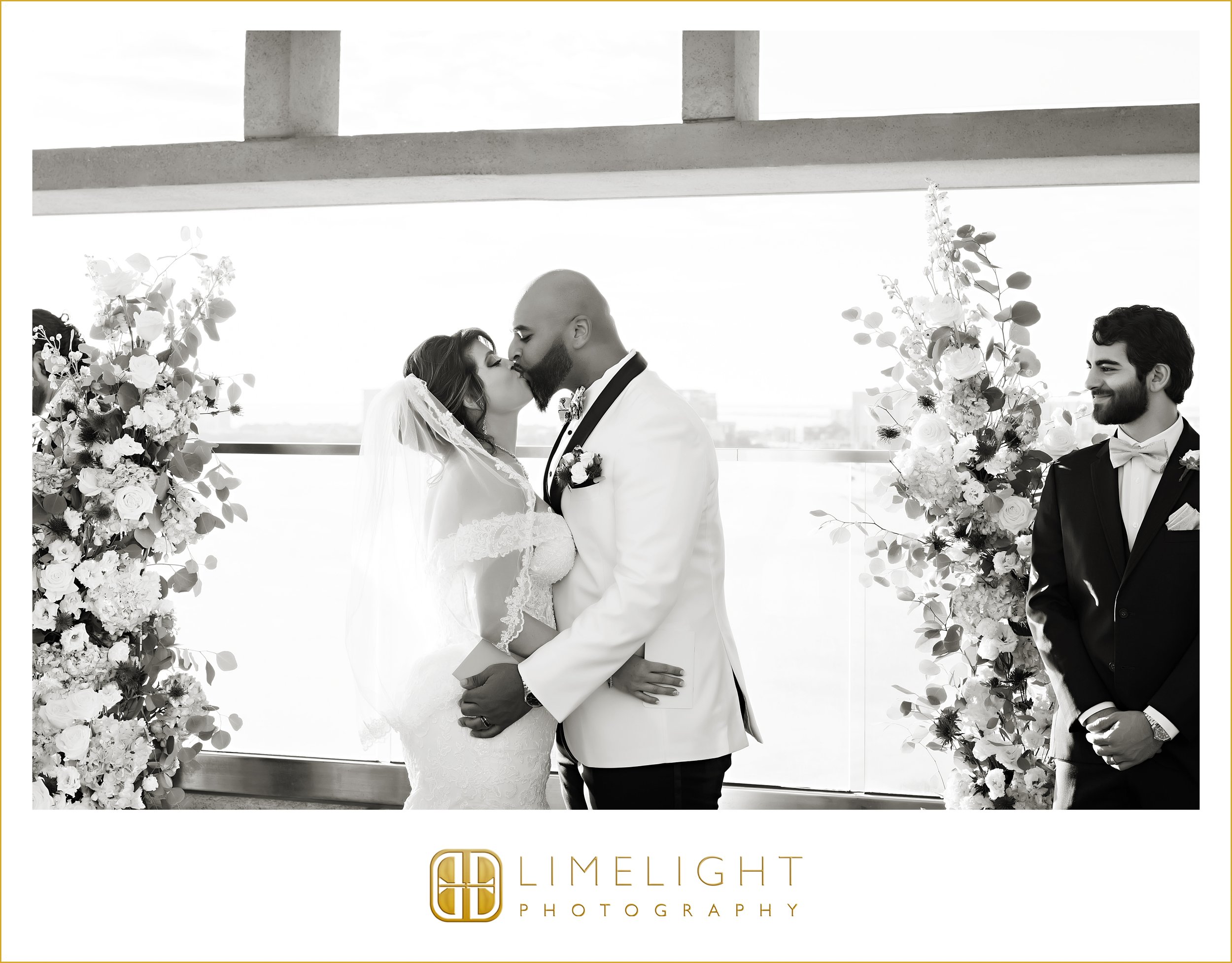 0033-Grand-Hyatt-Tampa-Bay-Classic-Wedding-Inspo.jpg