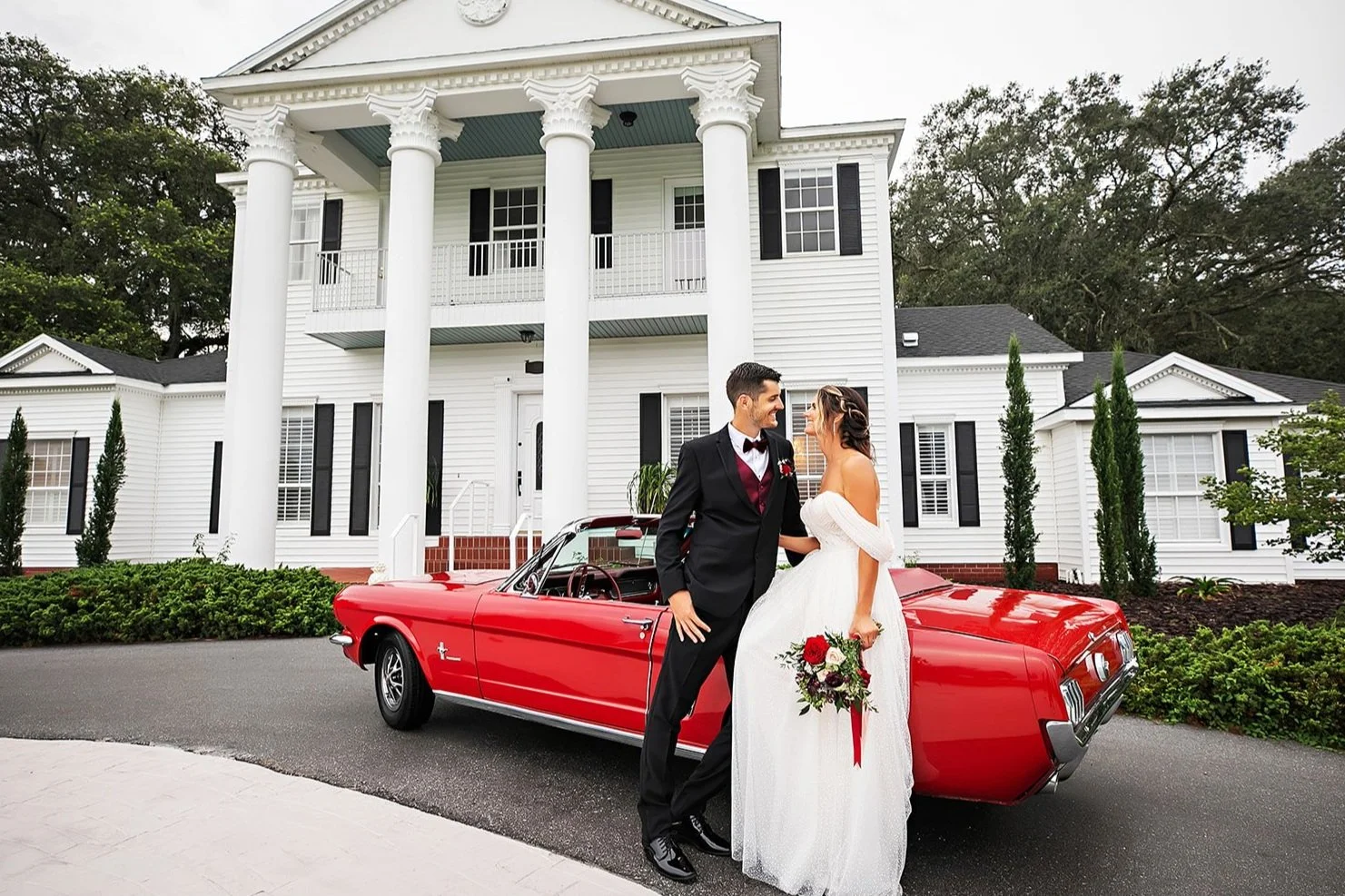 9.20.23LegacyLaneWeddingsStyledShootRZ_0431.jpg