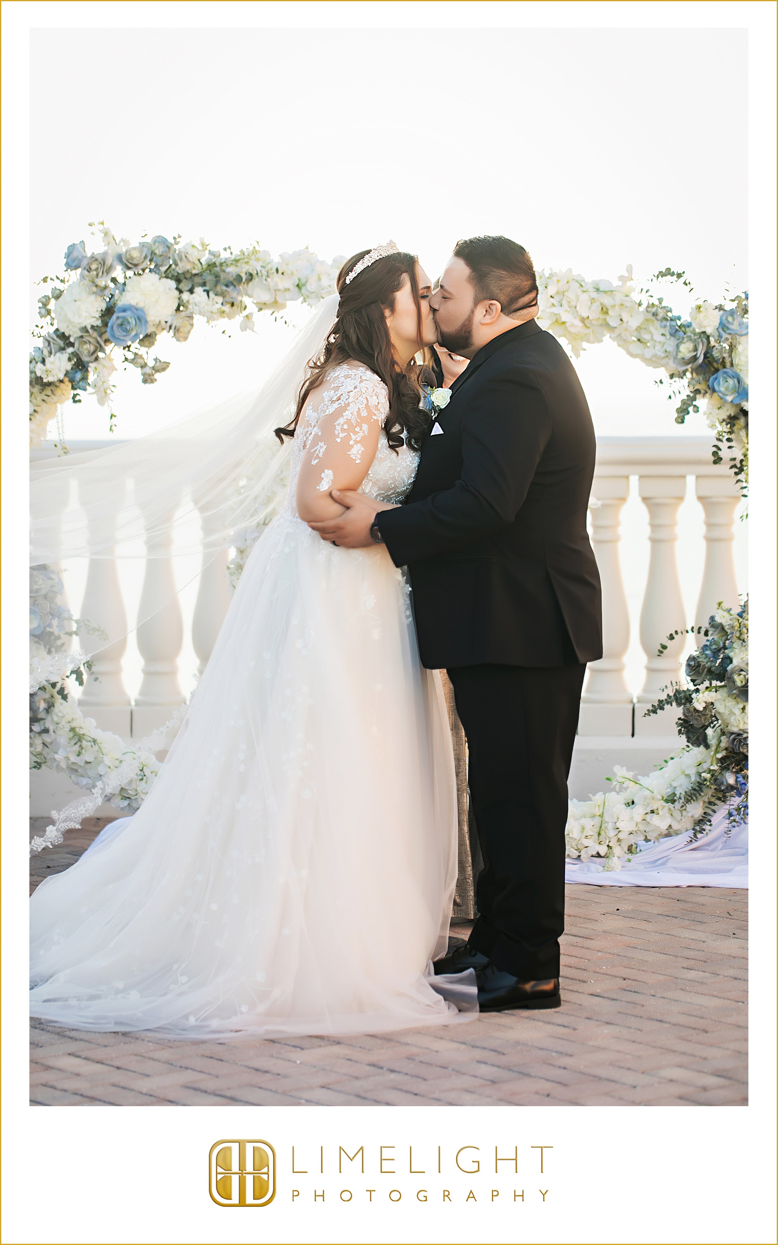 1.25.25JessicaGriglock+RicardoLopezRZ_0513.jpg