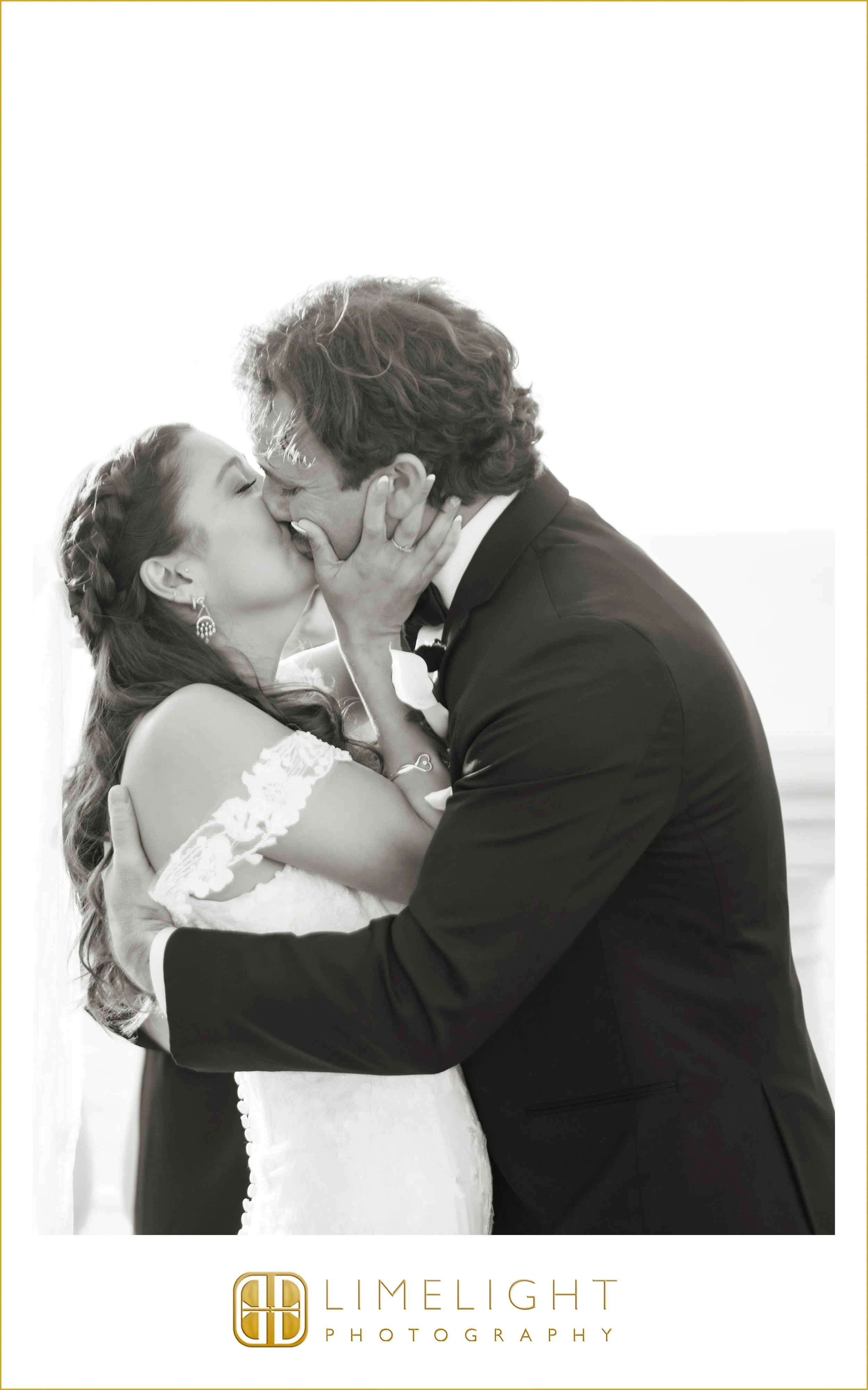 2.21.25ClaudiaAguayo+JeffreyMoodyRZ-0512.jpg