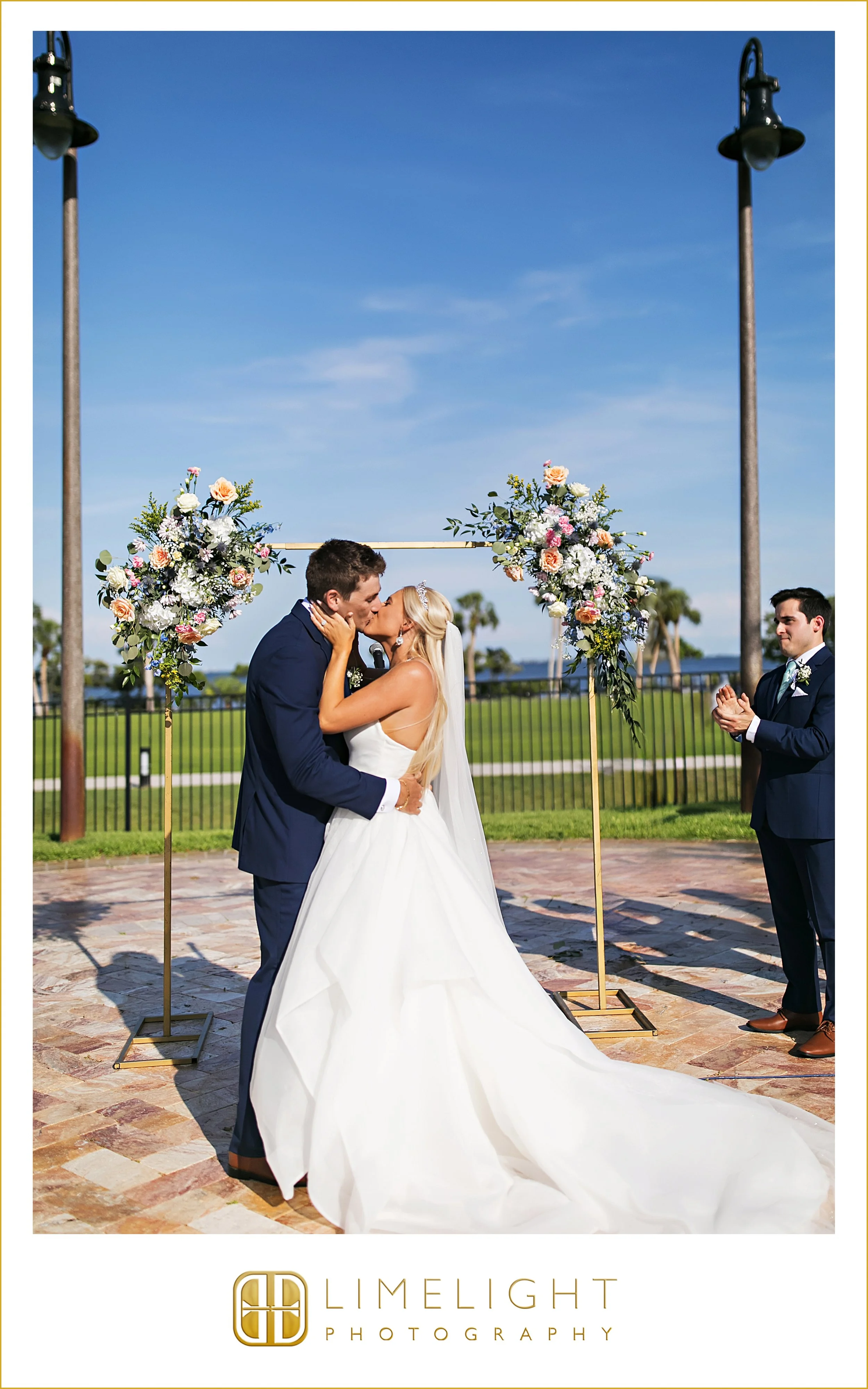 5.23.25KelseyStefan+PeterChiarelliJM-0575.jpg