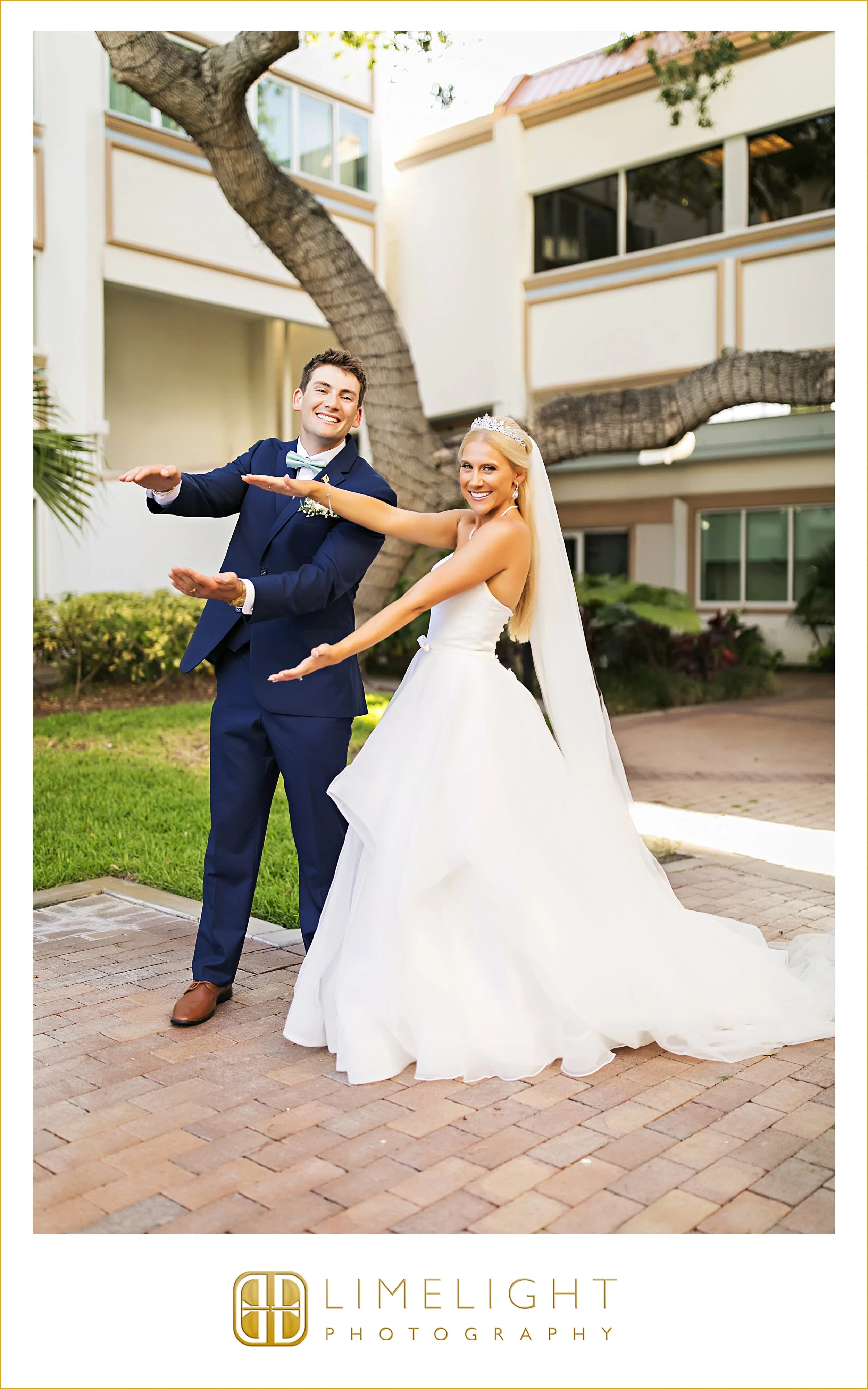 5.23.25KelseyStefan+PeterChiarelliJM-0717.jpg