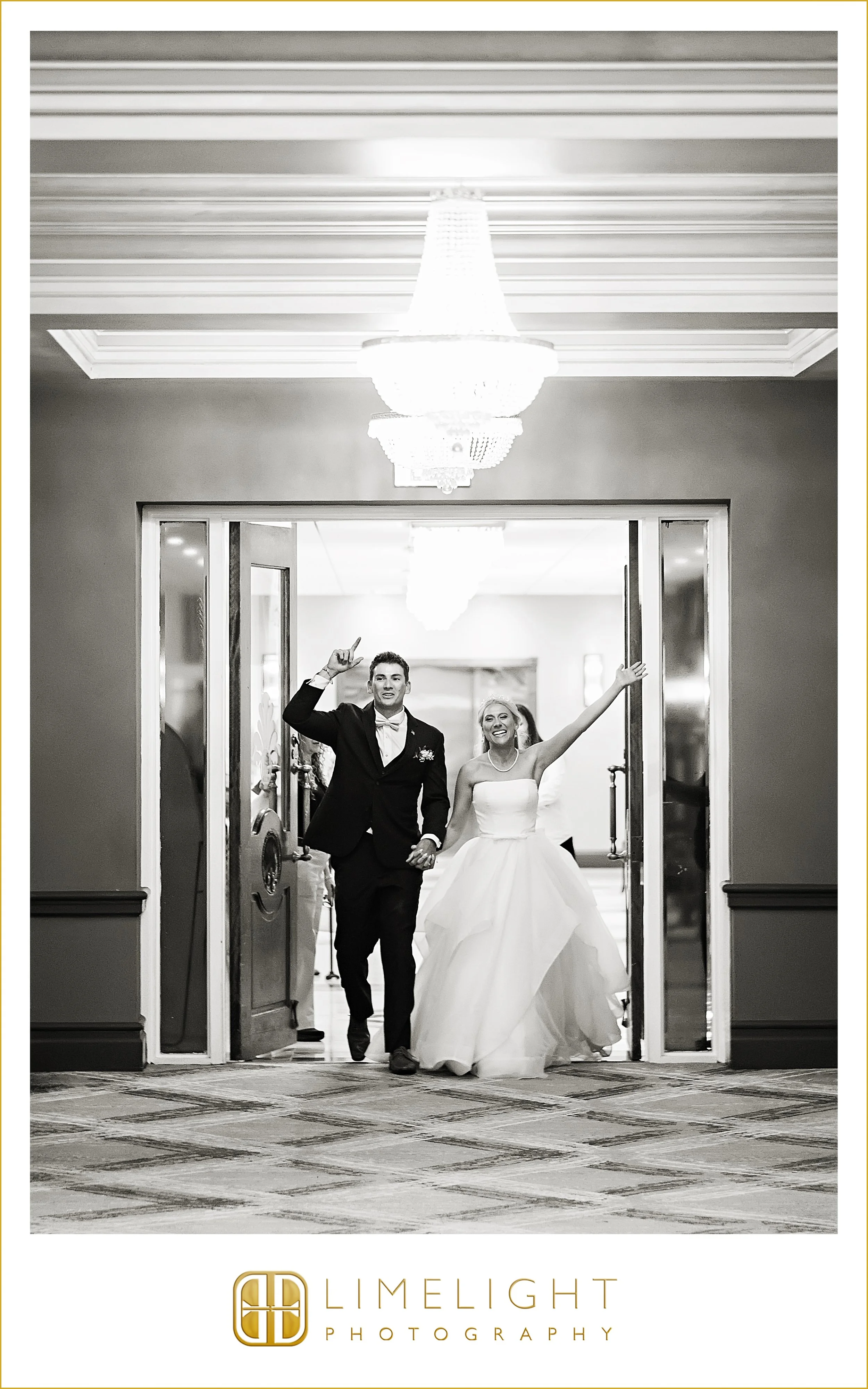 5.23.25KelseyStefan+PeterChiarelliJM-0779.jpg