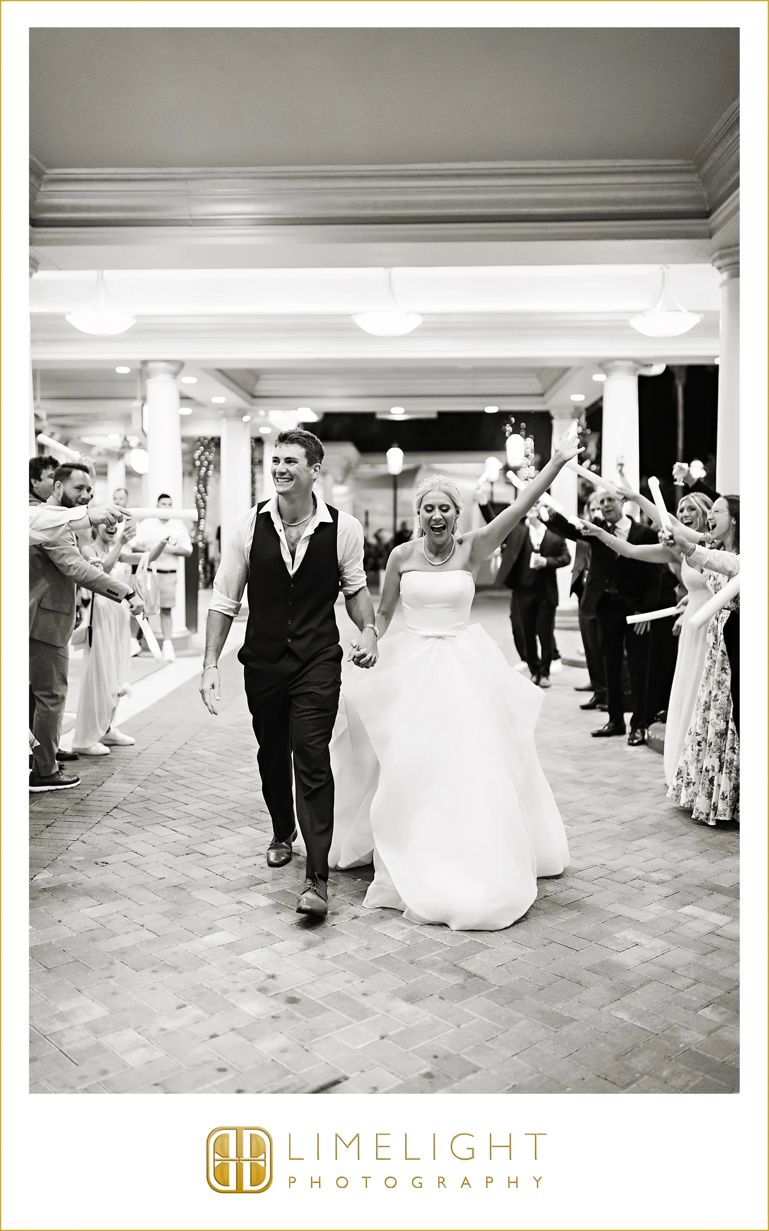 5.23.25KelseyStefan+PeterChiarelliJM-1265.jpg