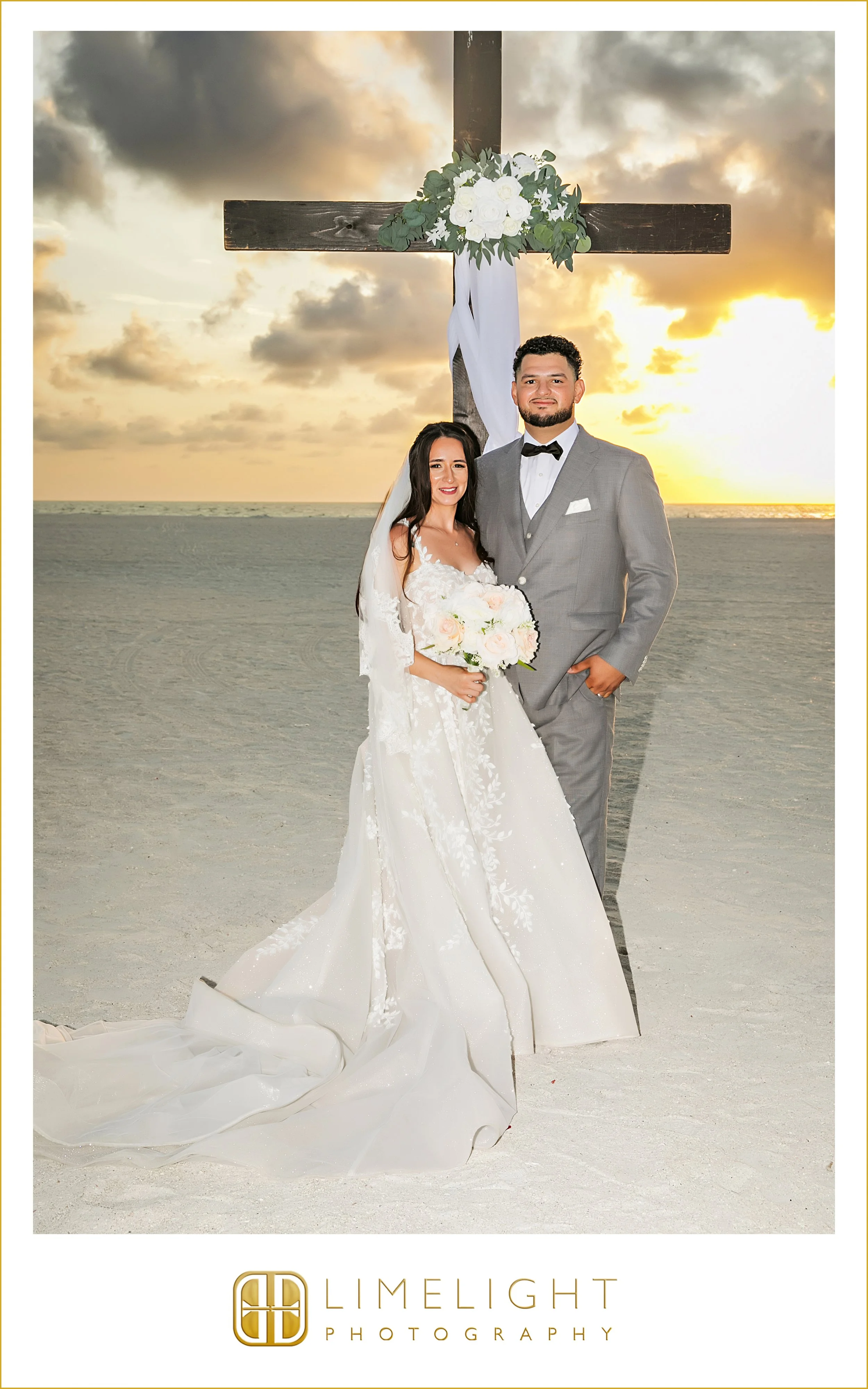 6.7.25IsabellaLopez+JorgeEsparzaRZ-0499.jpg