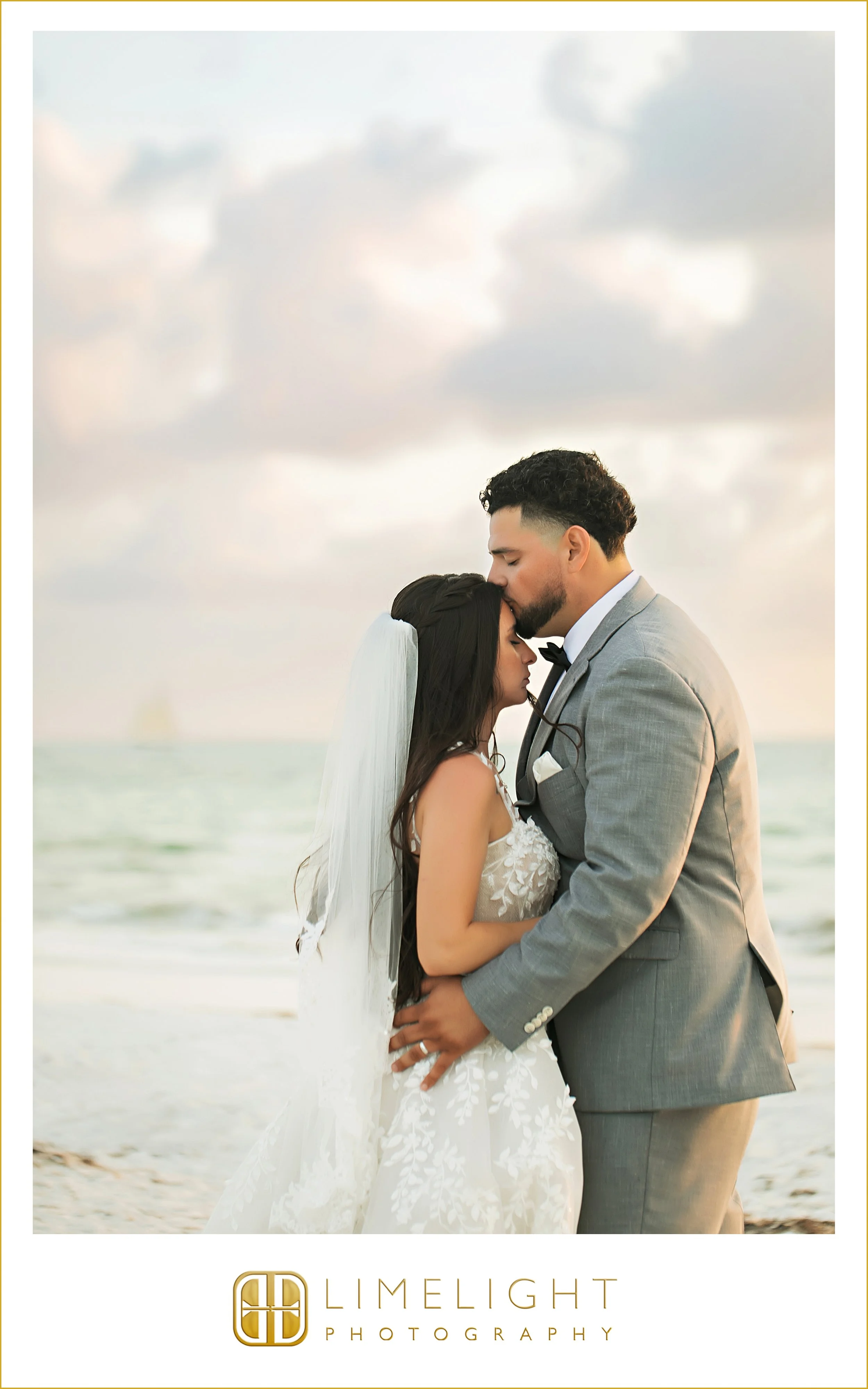6.7.25IsabellaLopez+JorgeEsparzaRZ-0513.jpg