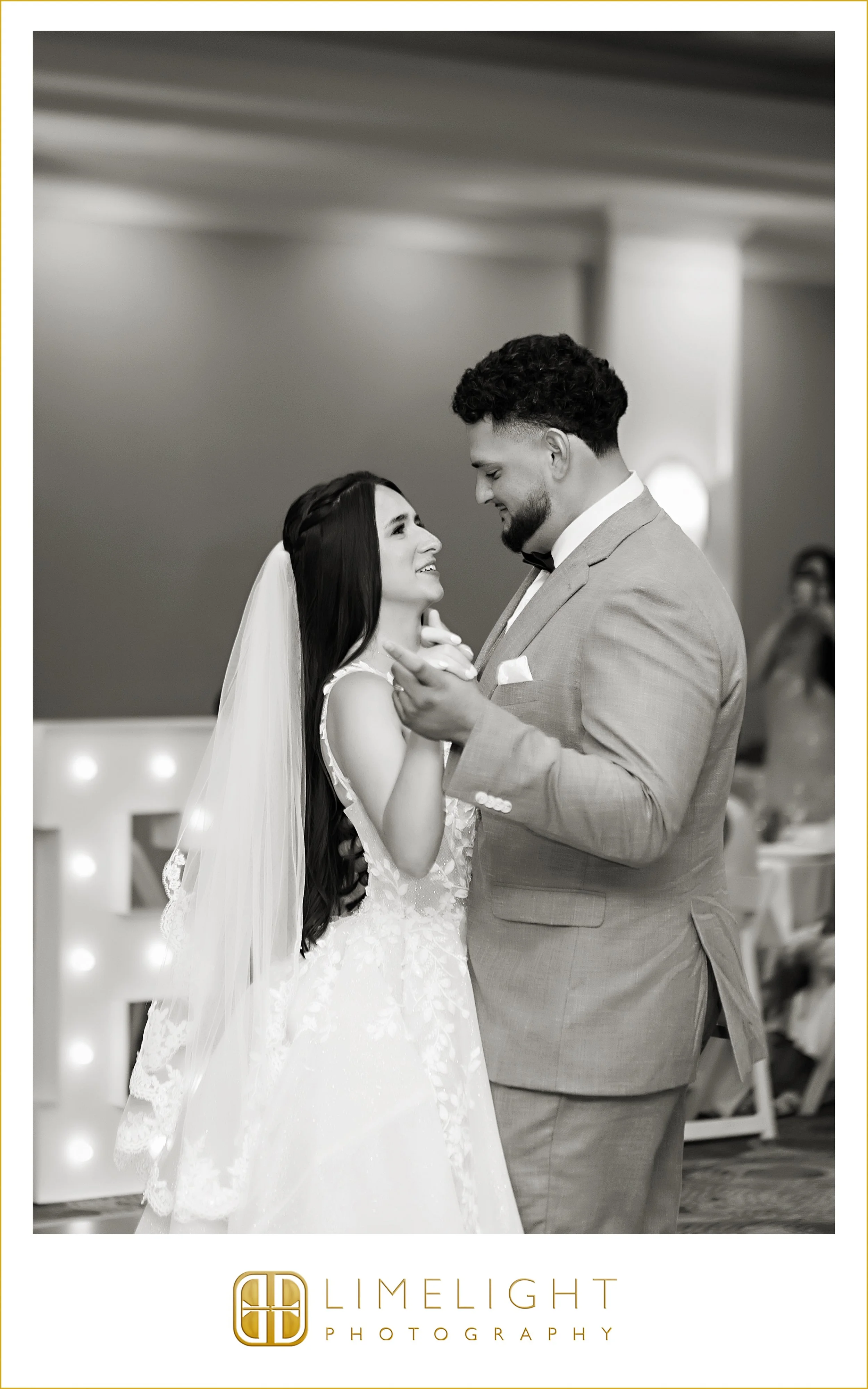 6.7.25IsabellaLopez+JorgeEsparzaRZ-0616.jpg