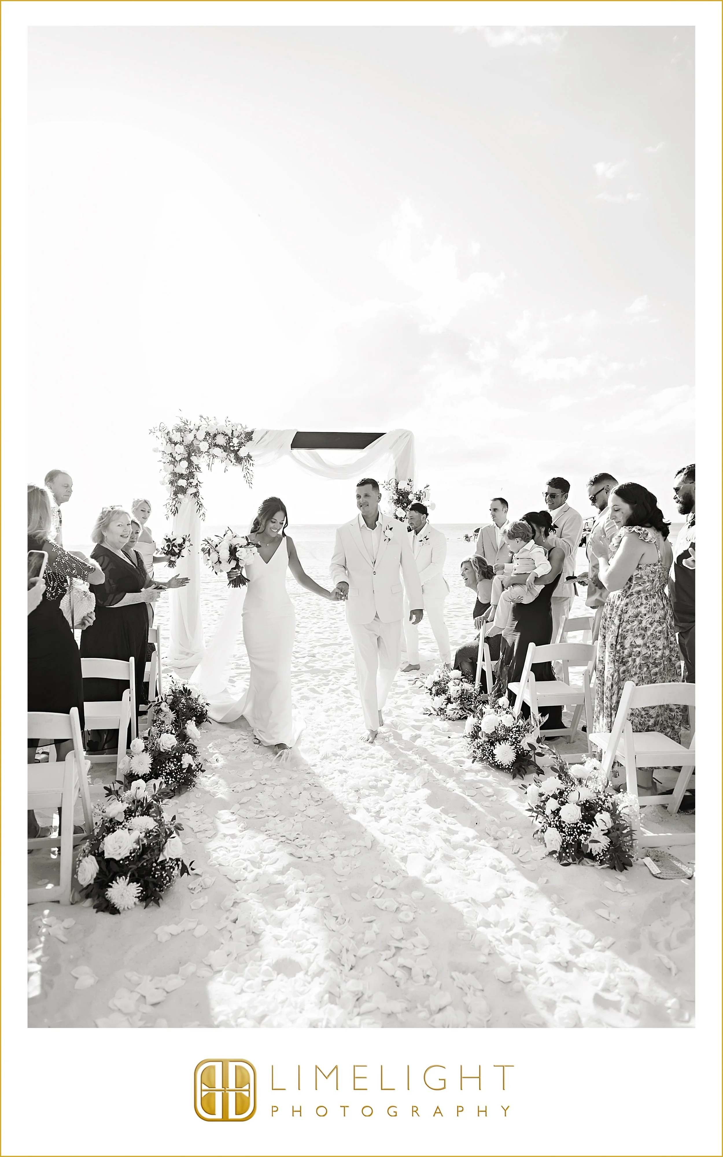 stephany-nicholas-marco-beach-wedding-sal-e-pepe31.jpg