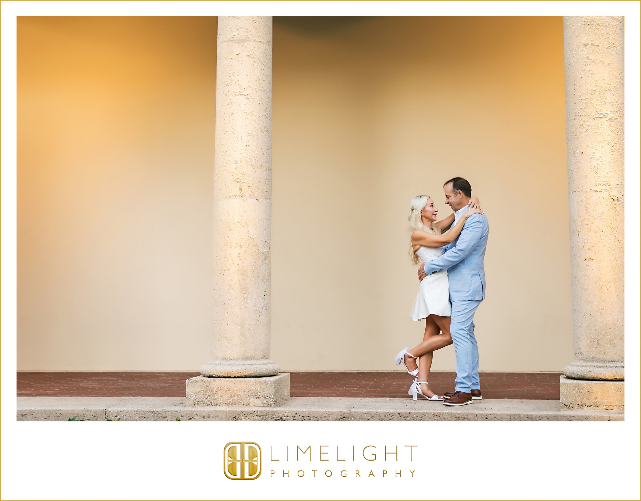 amy-nicholas-downtown-st-pete-engagement-session-photography14.jpg