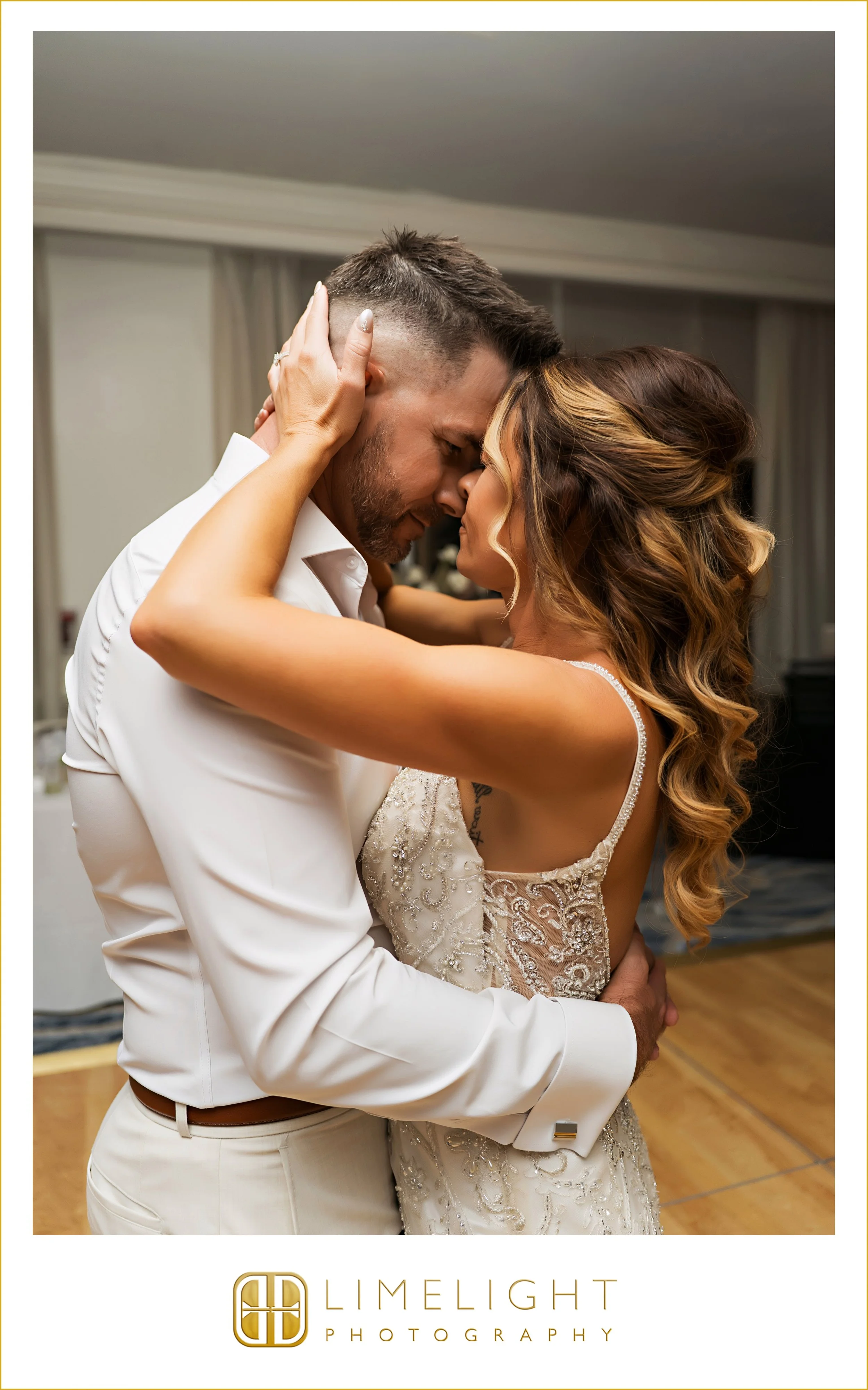 jessica-and-chris-hyatt-regency-clearwater-beach-wedding-photography58.jpg