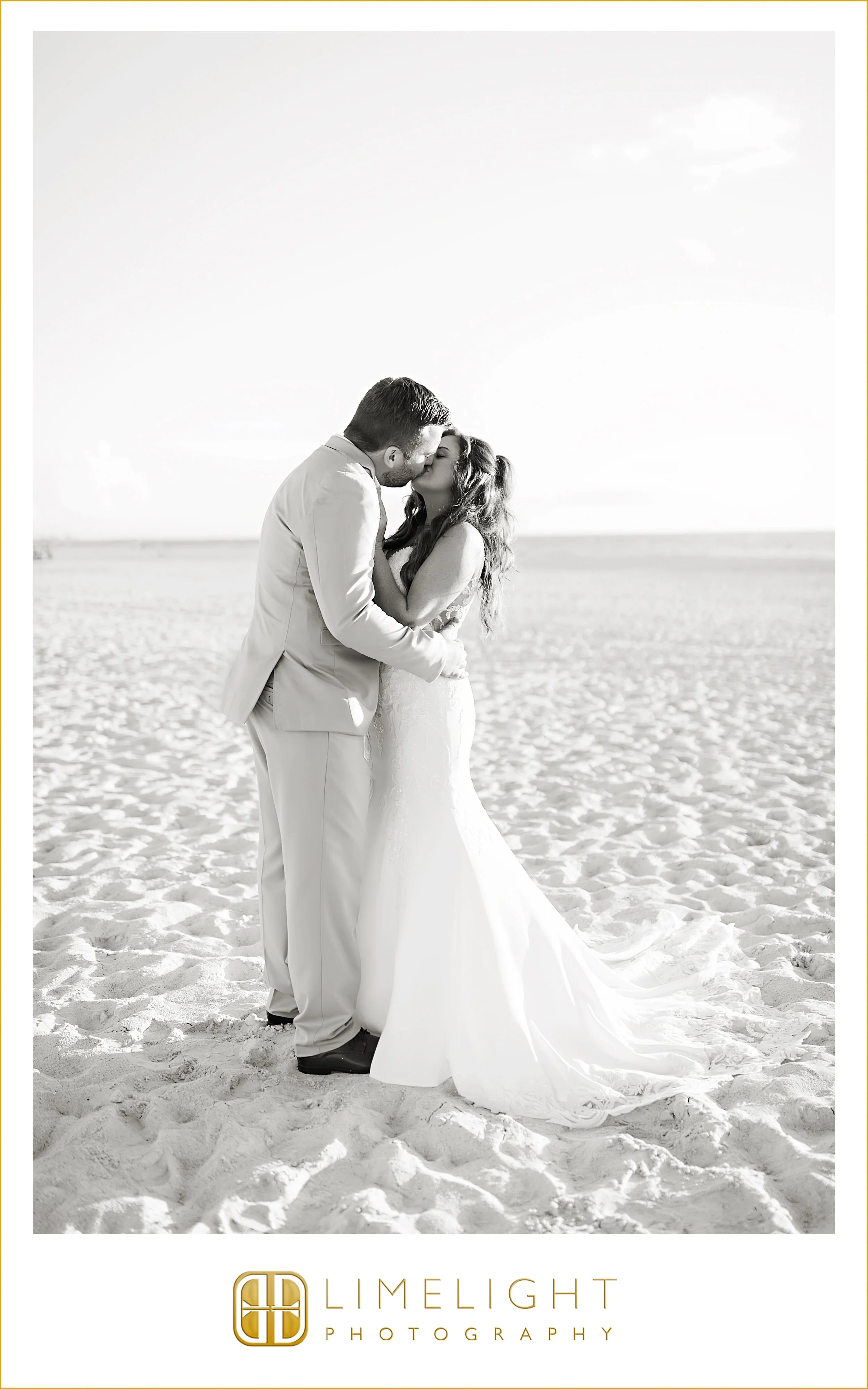 danielle-matt-sirata-beach-resort-st-pete-beach-wedding-photography40.jpg