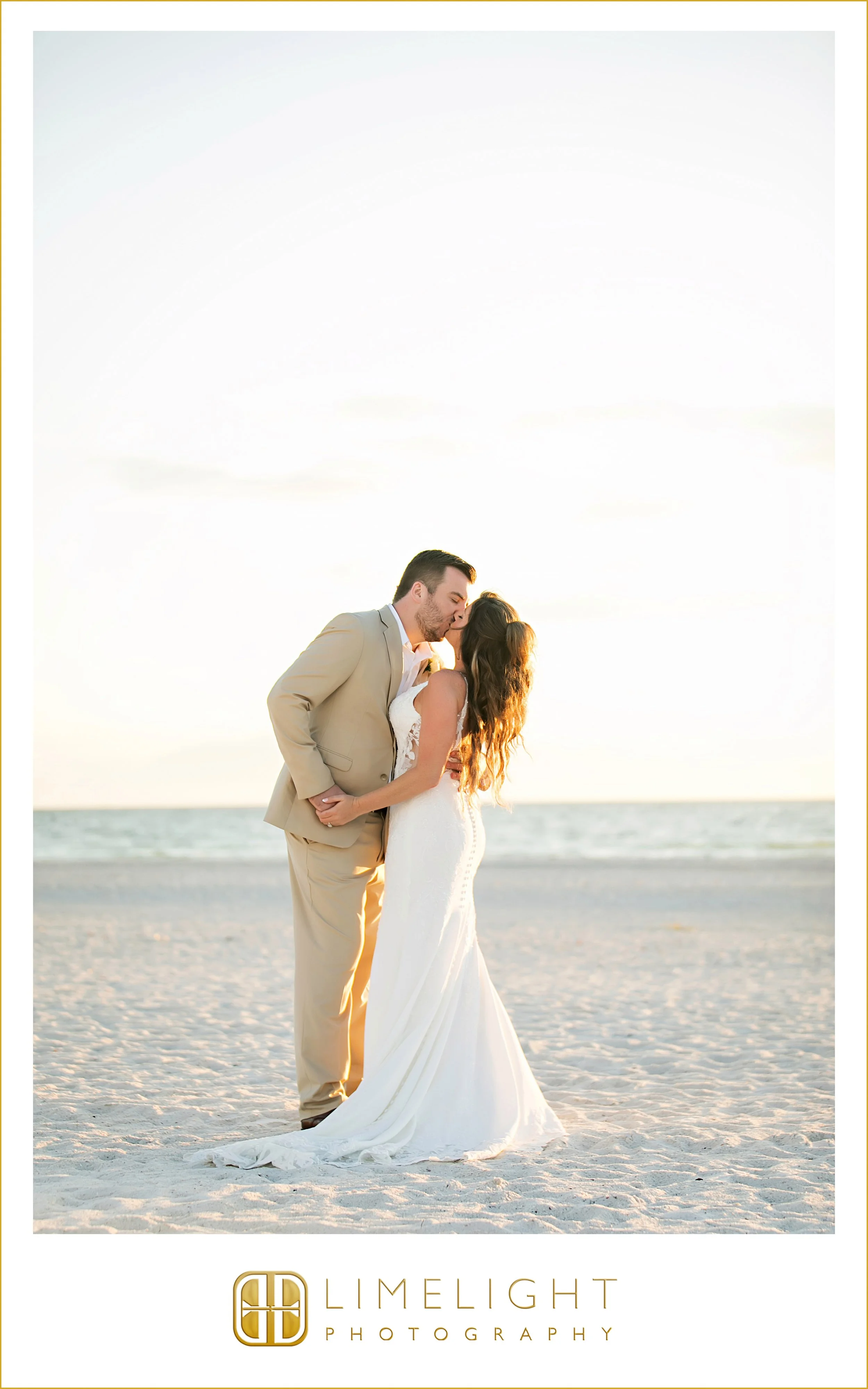 danielle-matt-sirata-beach-resort-st-pete-beach-wedding-photography45.jpg