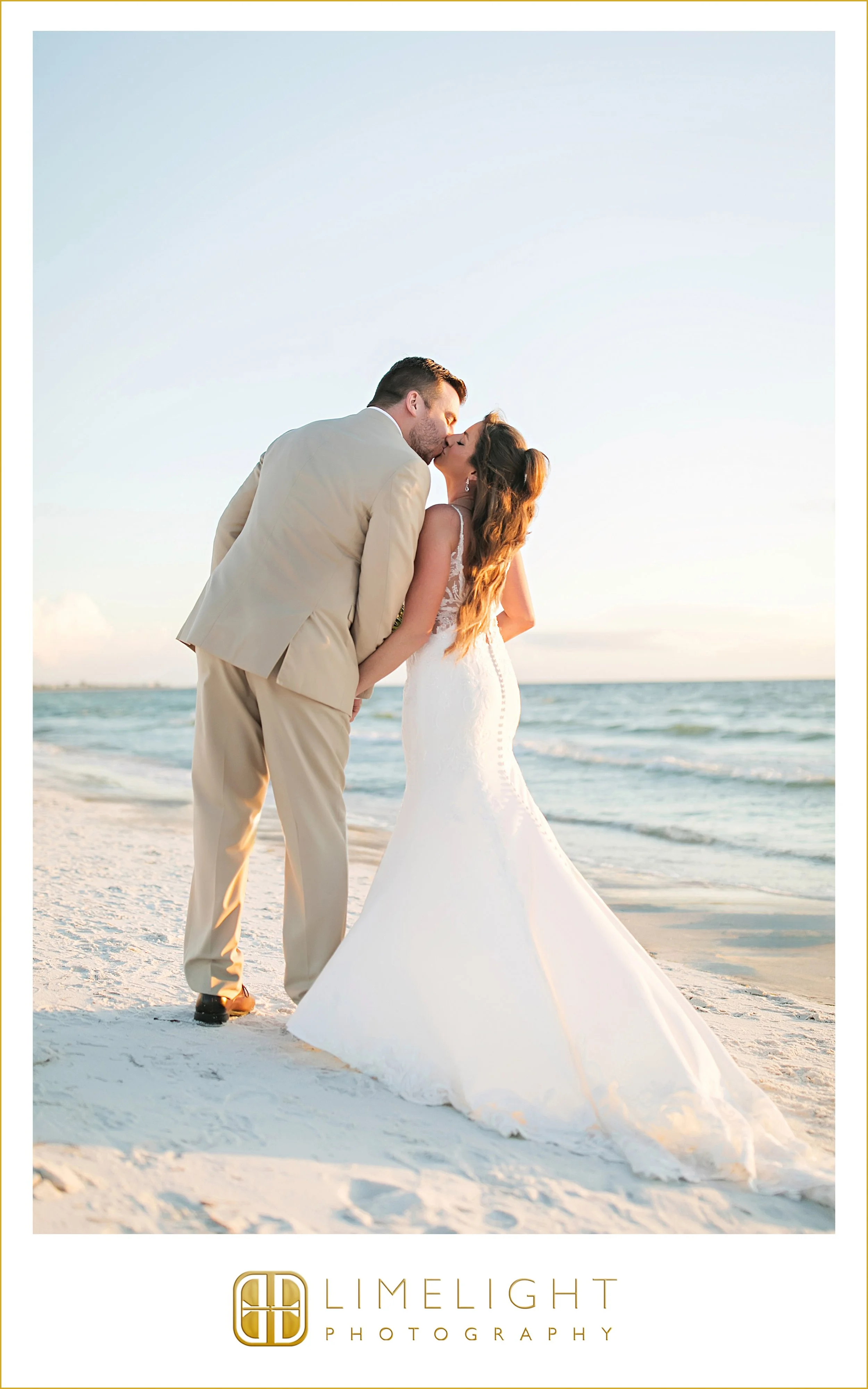 danielle-matt-sirata-beach-resort-st-pete-beach-wedding-photography47.jpg