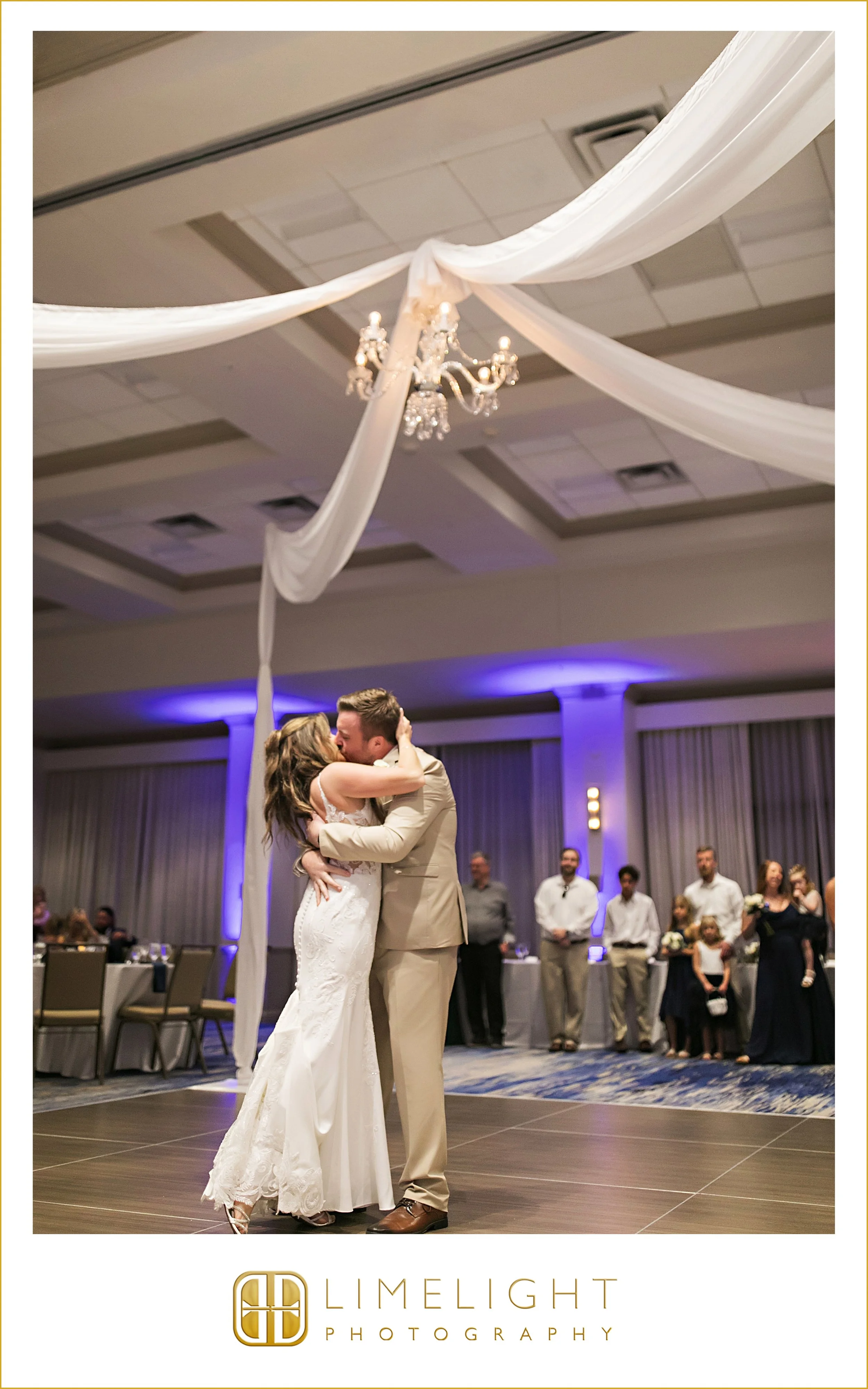 danielle-matt-sirata-beach-resort-st-pete-beach-wedding-photography61.jpg