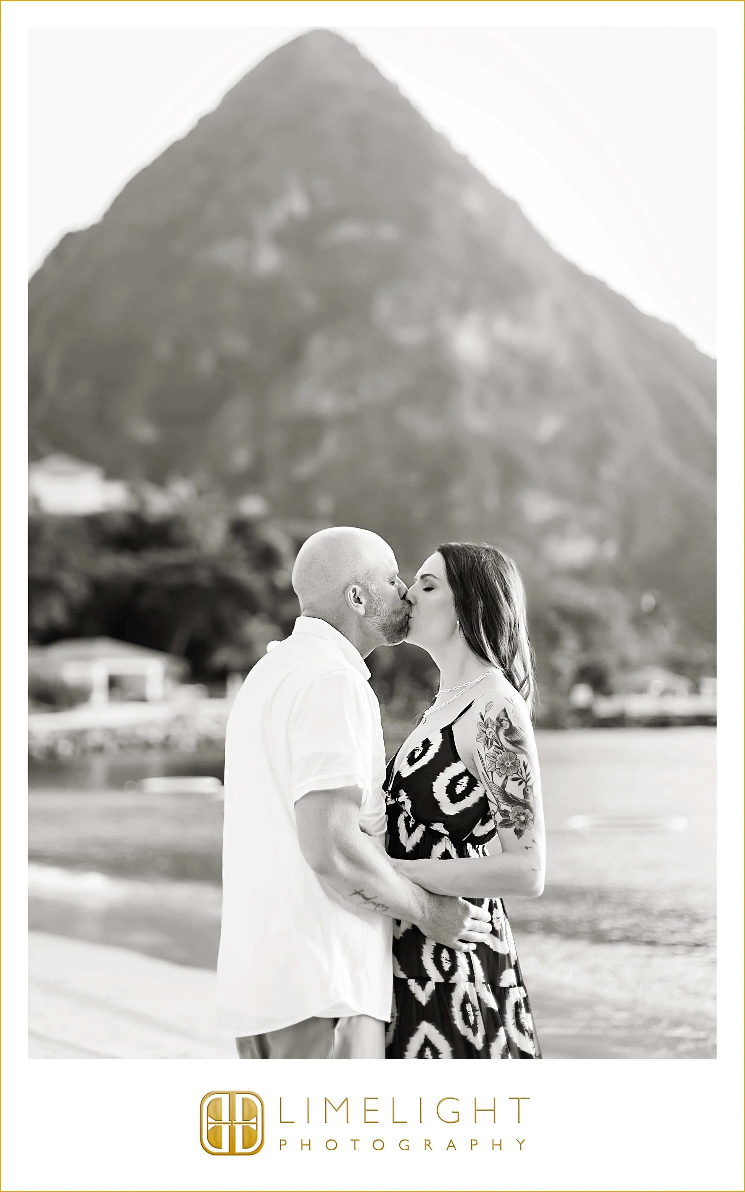 stephanie-brian-suagr-beach-st-lucia-couple-photography18.jpg