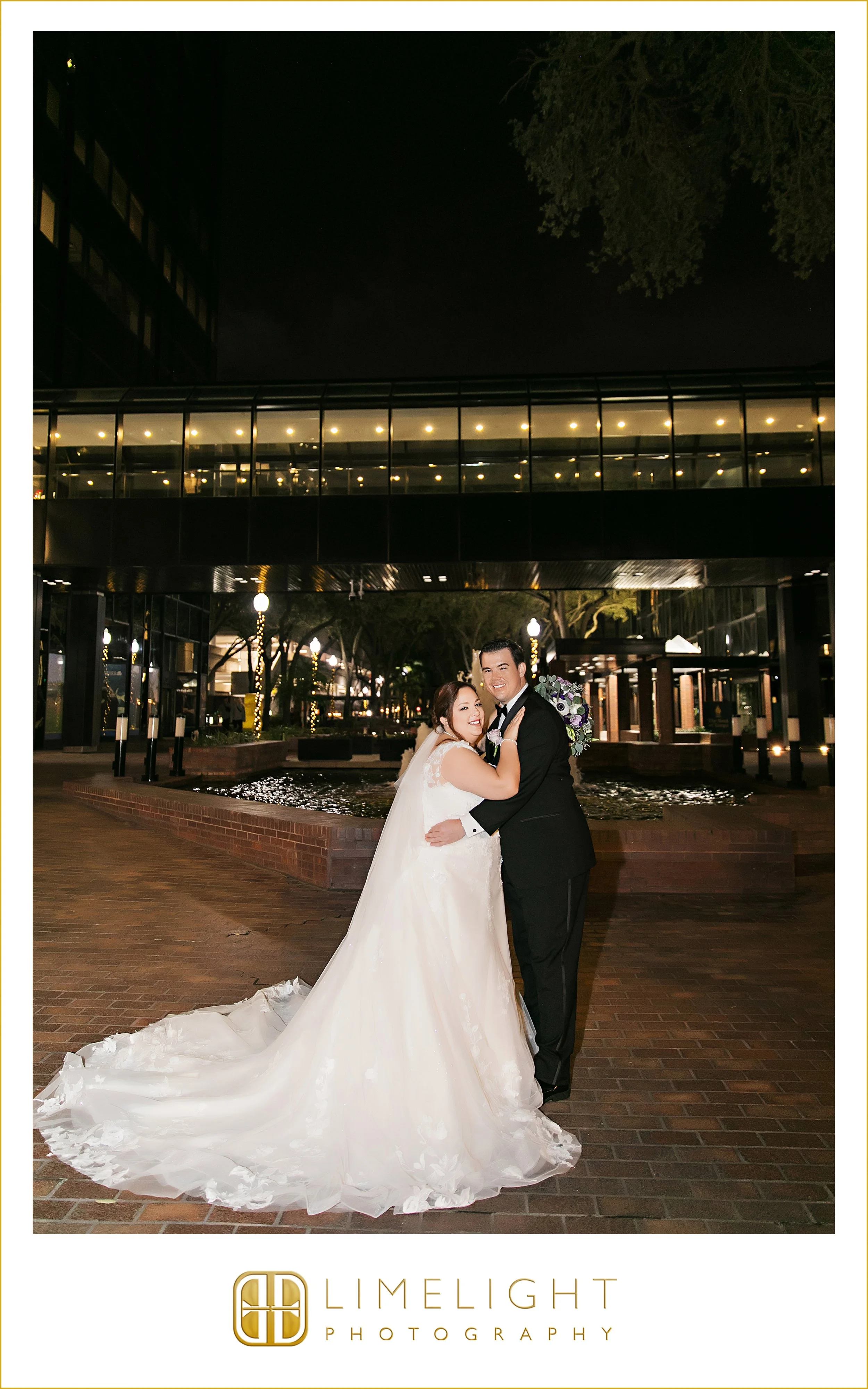 alica-kenneth-downtown-tampa-wedding-photography-hilton-tampa45.jpg