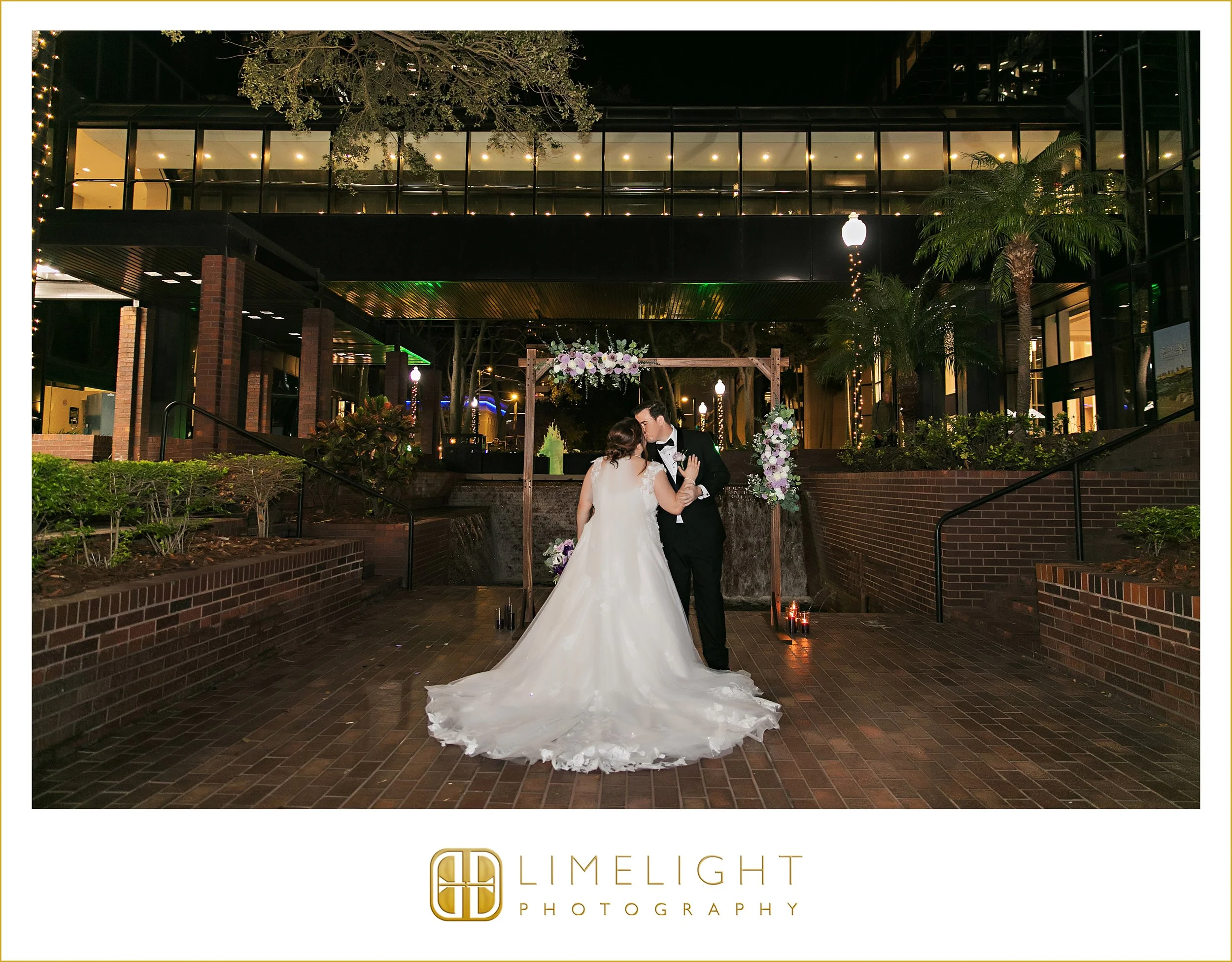 alica-kenneth-downtown-tampa-wedding-photography-hilton-tampa52.jpg