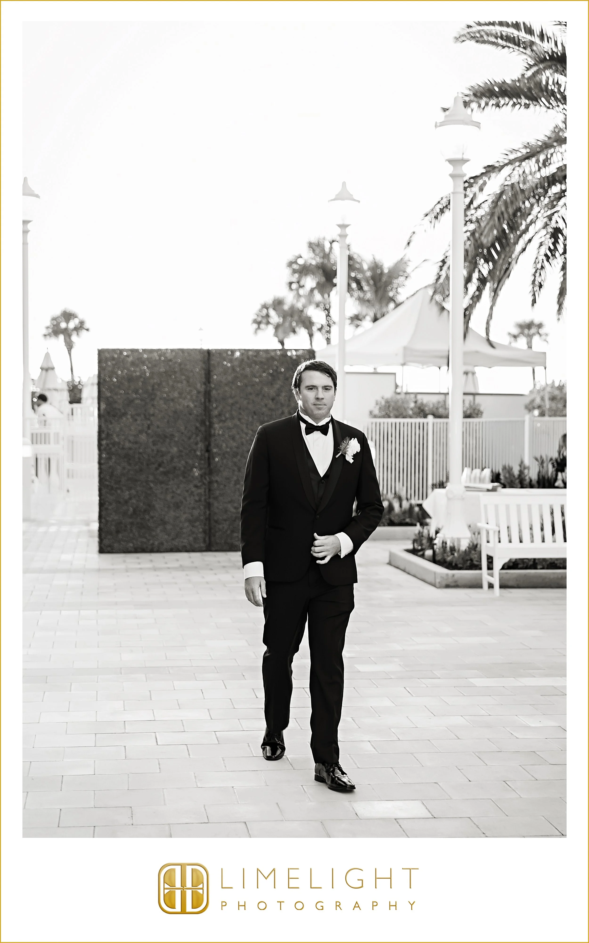 sara-and-robert-st-pete-beach-wedding-photography-at-don-cesar28.jpg
